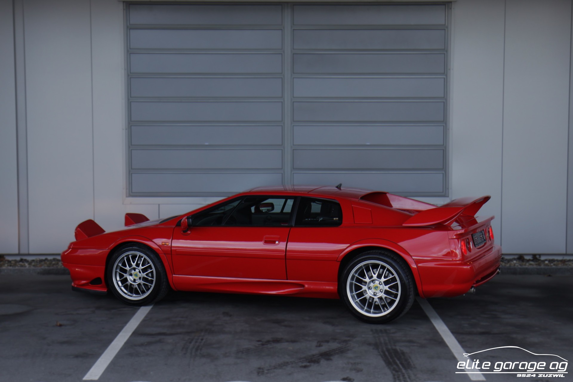 LOTUS Esprit 3.5 V8 LIEBHABERFAHRZEUG MIT ZERTIFIKAT-image-2