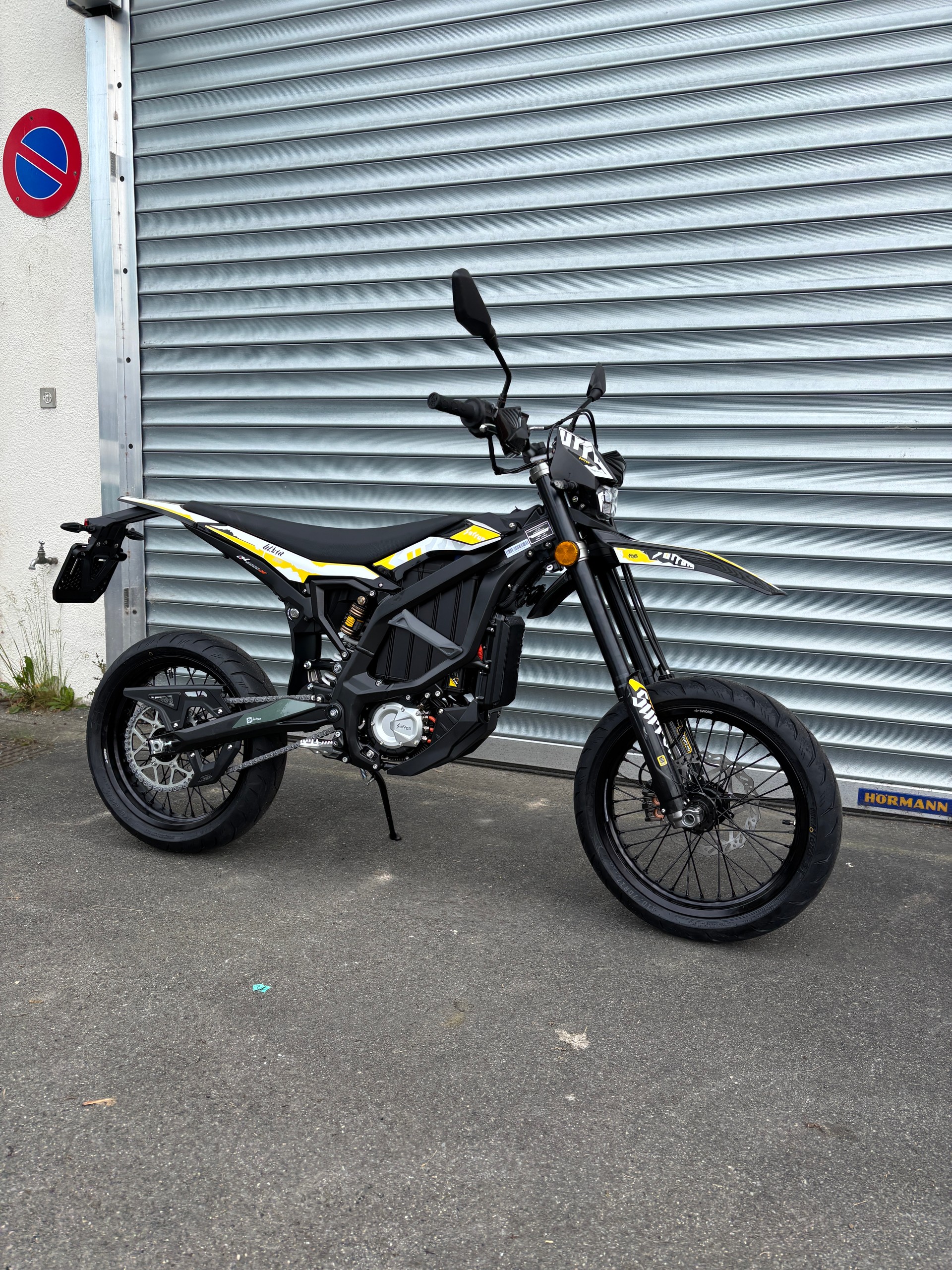 SUR-RON Ultra Bee-image-9