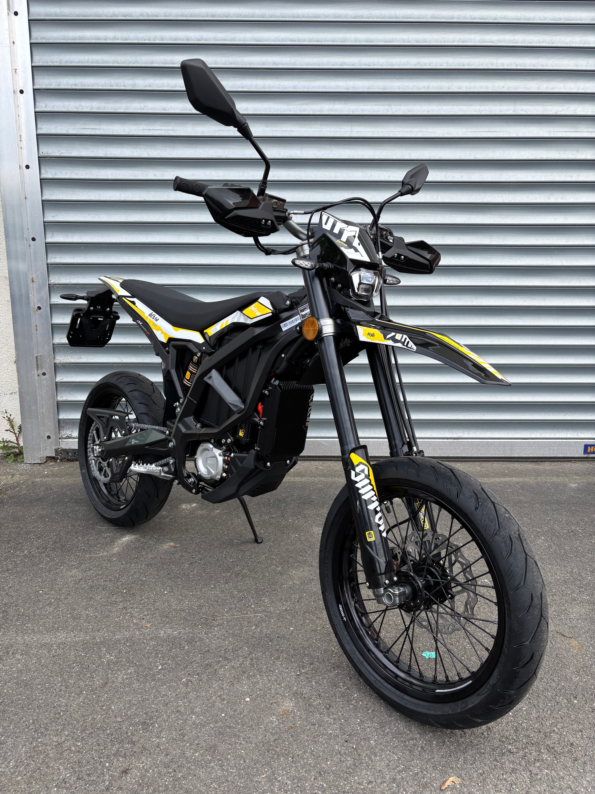 SUR-RON Ultra Bee-image-7