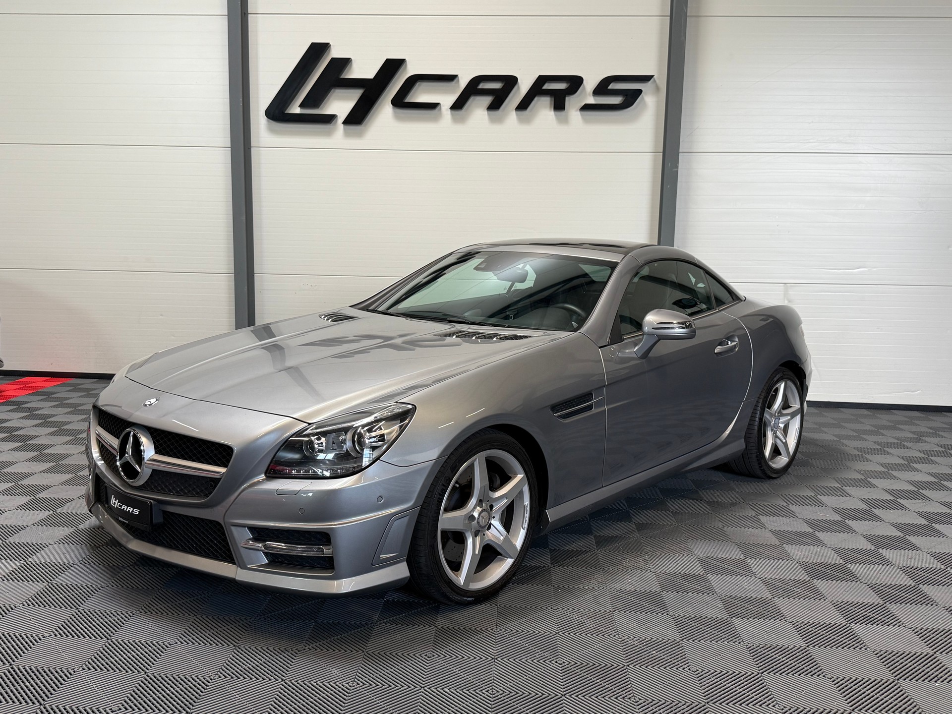 MERCEDES-BENZ SLK 350 BlueEffic. Cabriolet AMG Line-image-0
