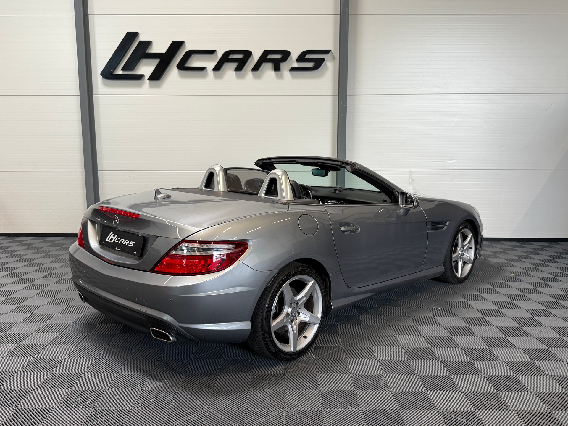 MERCEDES-BENZ SLK 350 BlueEffic. Cabriolet AMG Line-image-4