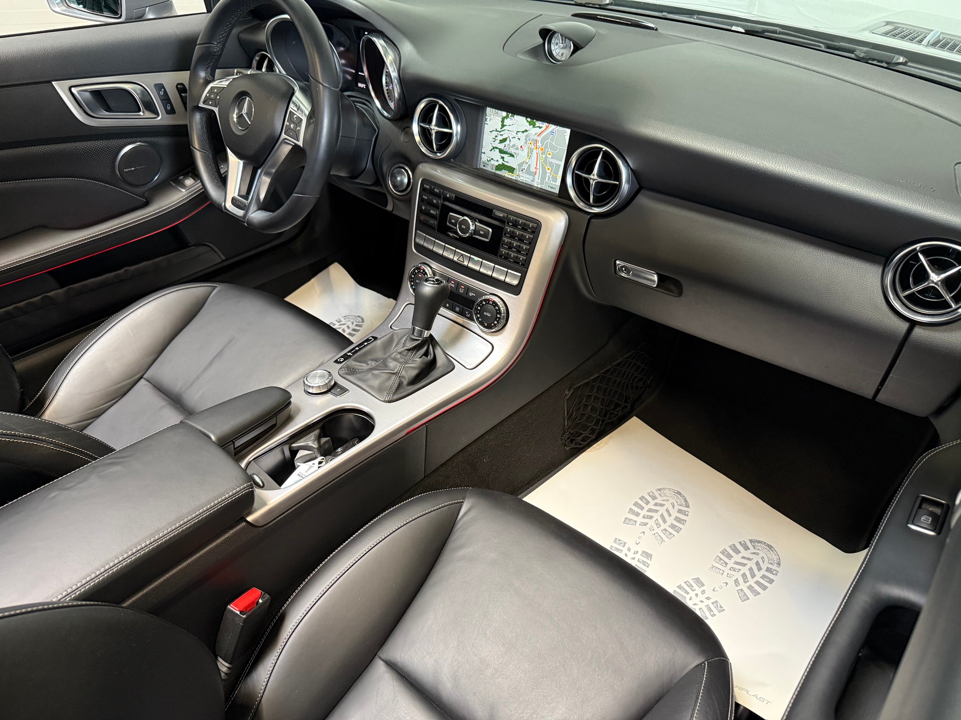 MERCEDES-BENZ SLK 350 BlueEffic. Cabriolet AMG Line-image-10