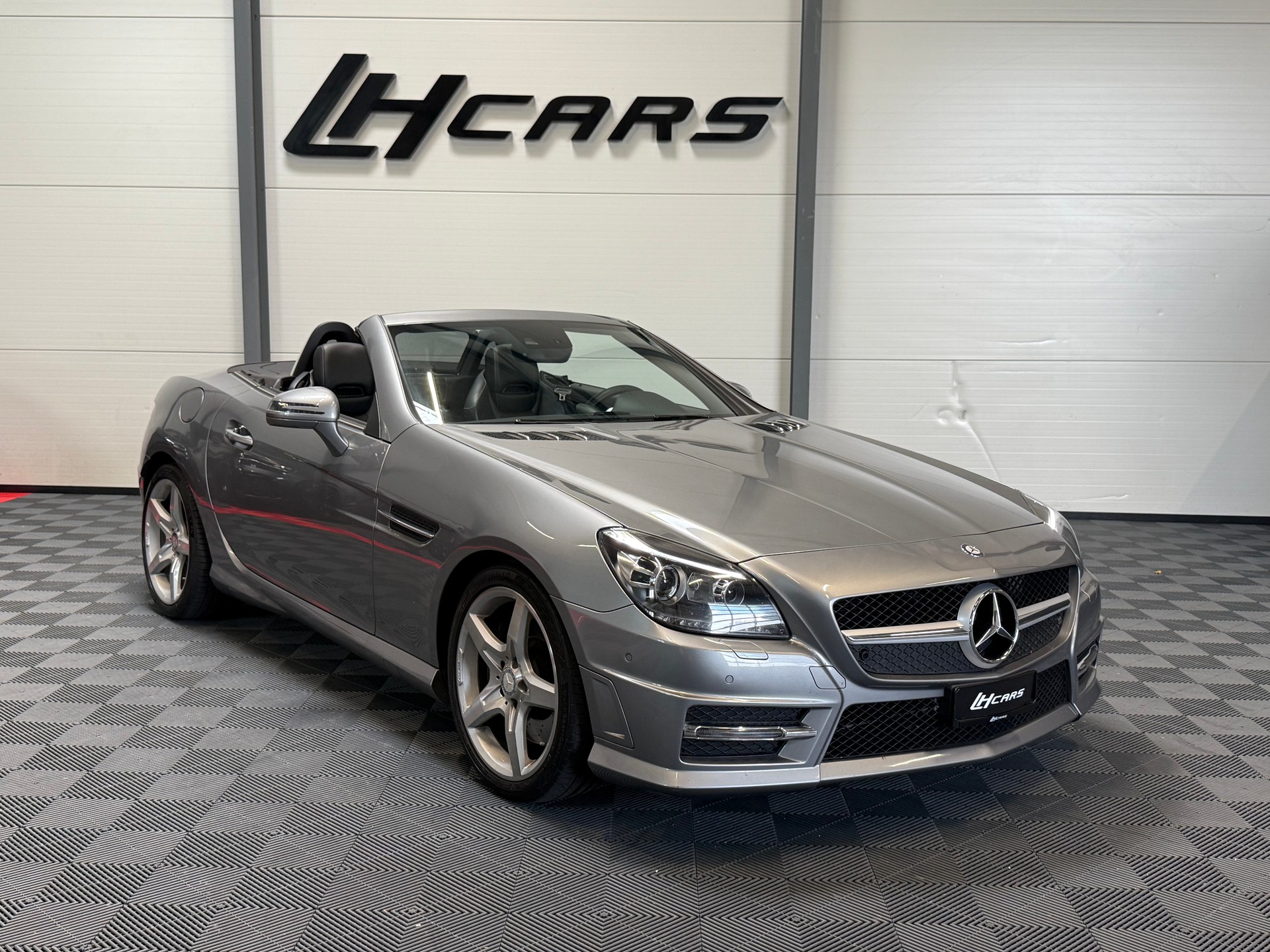 MERCEDES-BENZ SLK 350 BlueEffic. Cabriolet AMG Line-image-6