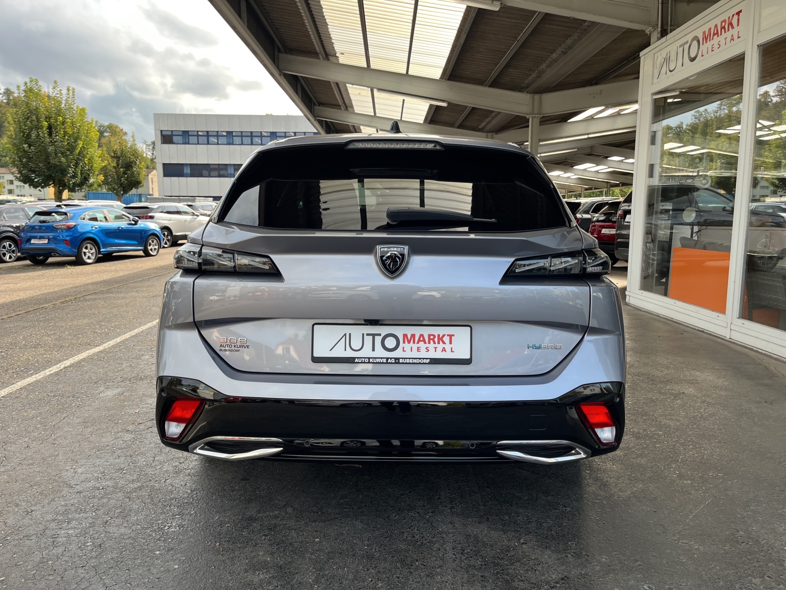 PEUGEOT 308 SW 1.6 PHEV 180 GT-image-3