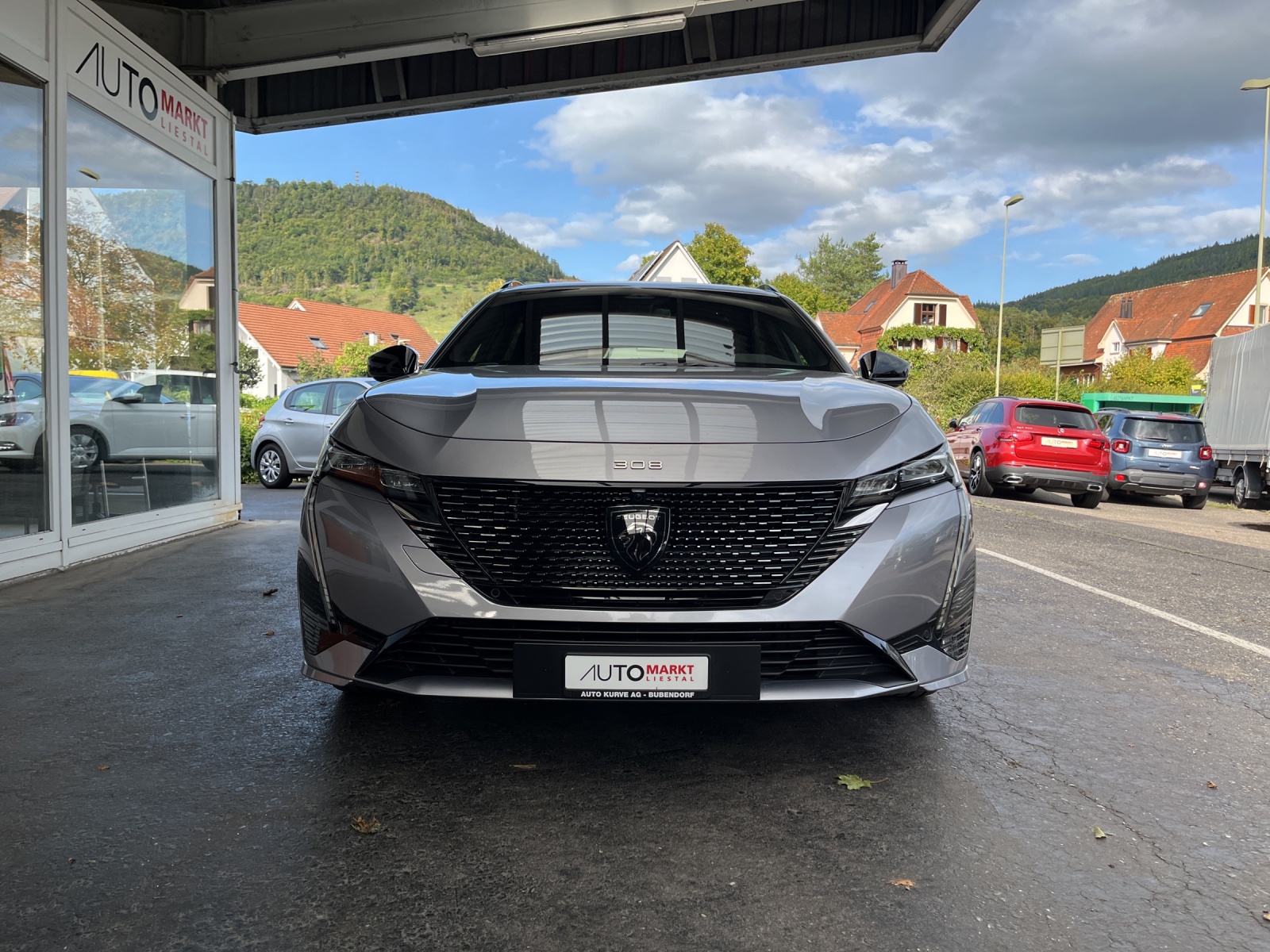 PEUGEOT 308 SW 1.6 PHEV 180 GT-image-5