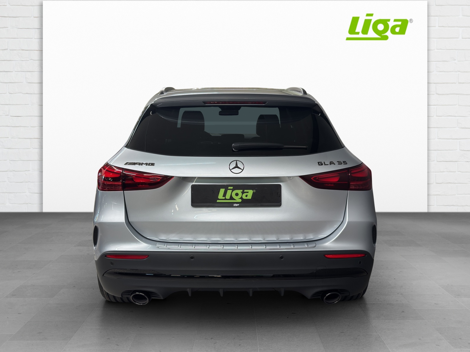 MERCEDES-BENZ AMG GLA 35 4Matic-image-4