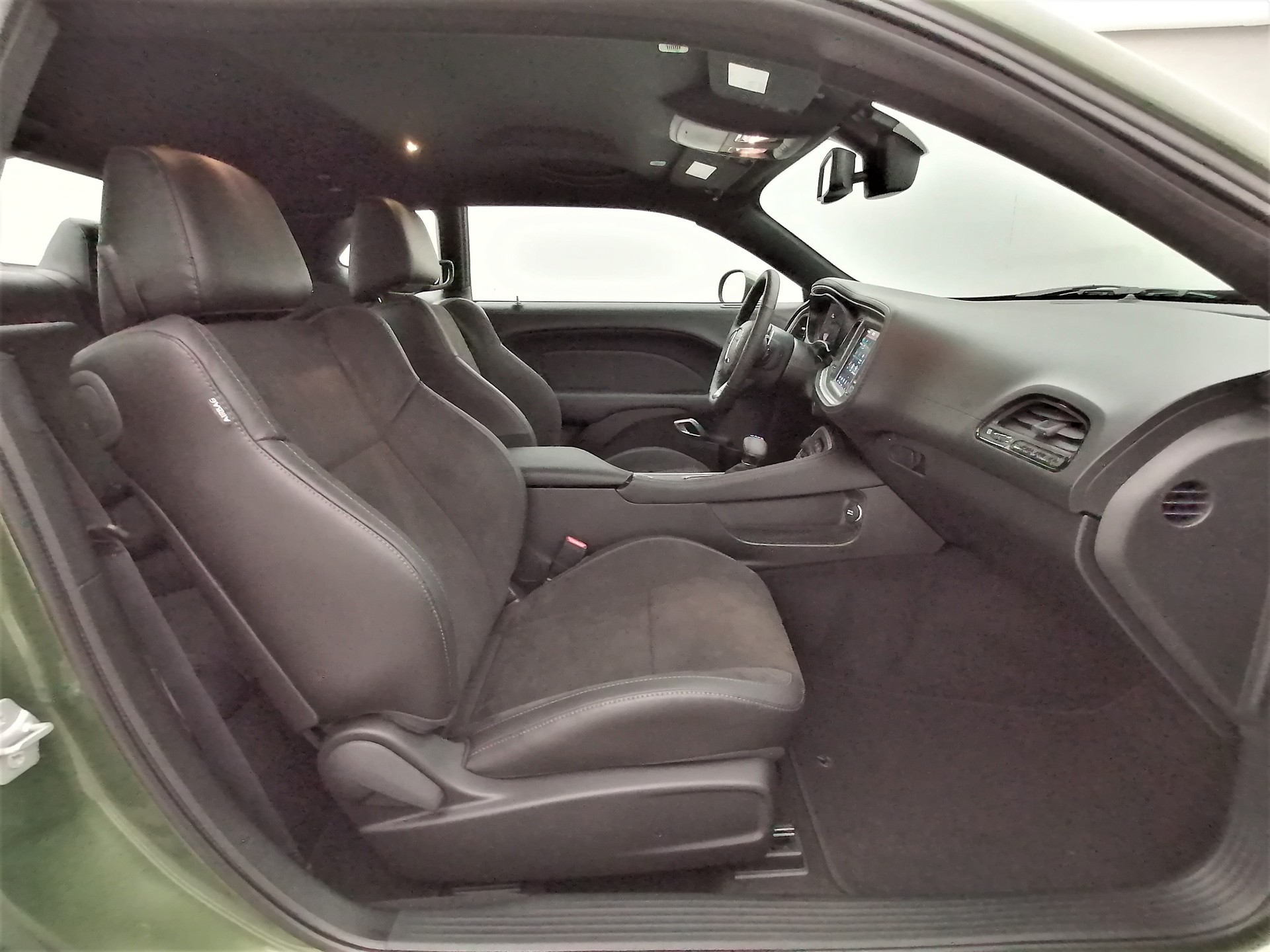 DODGE Challenger 5.7 R/T Shaker-image-11