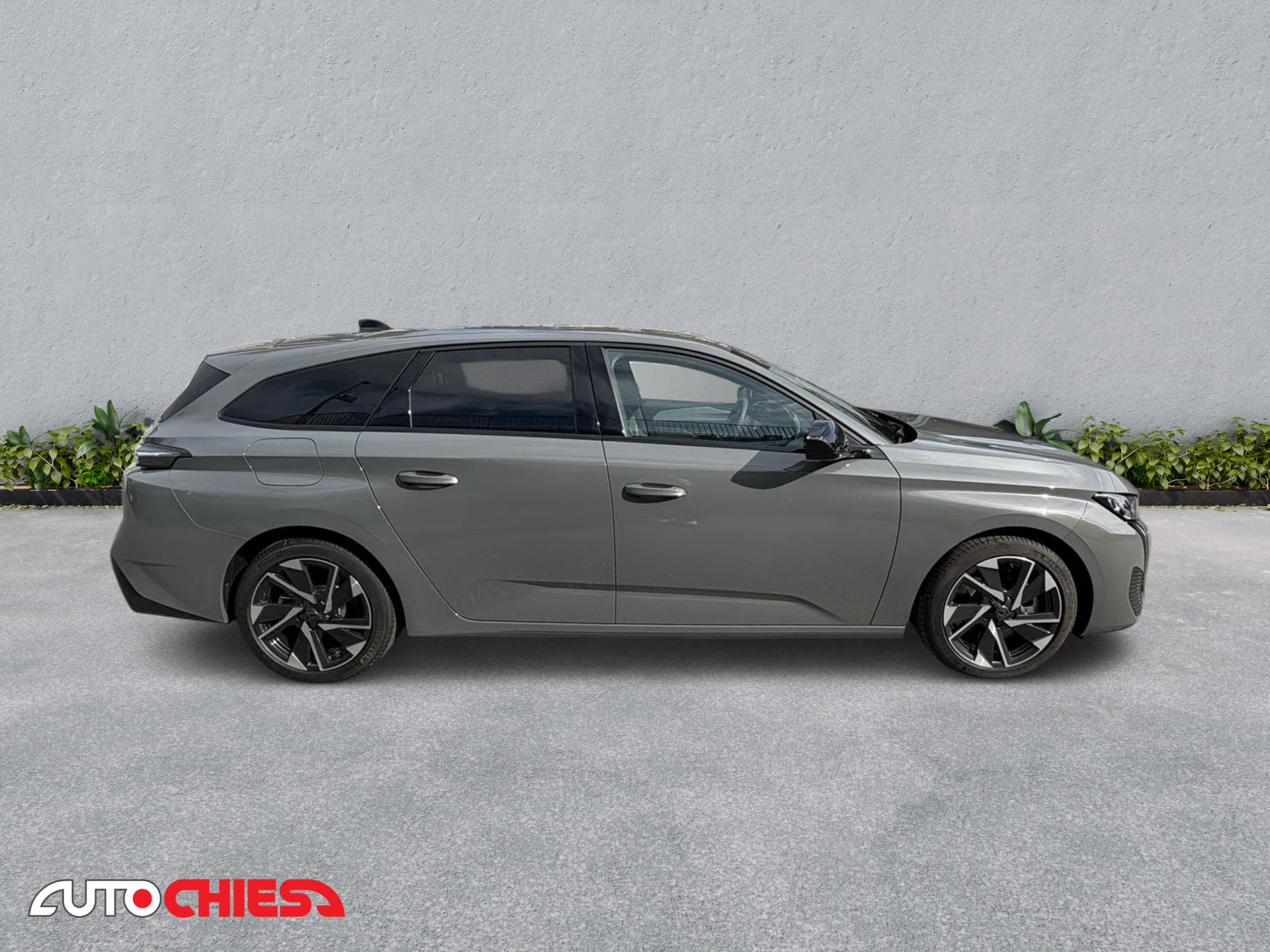 PEUGEOT 308 SW 1.6 PHEV 180 Allure-image-4