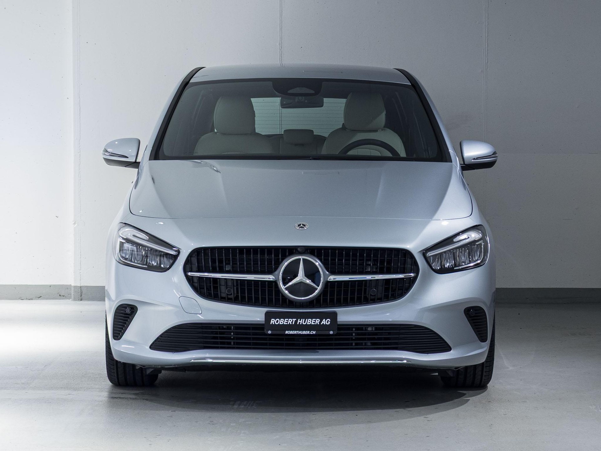 MERCEDES-BENZ B 200-image-2