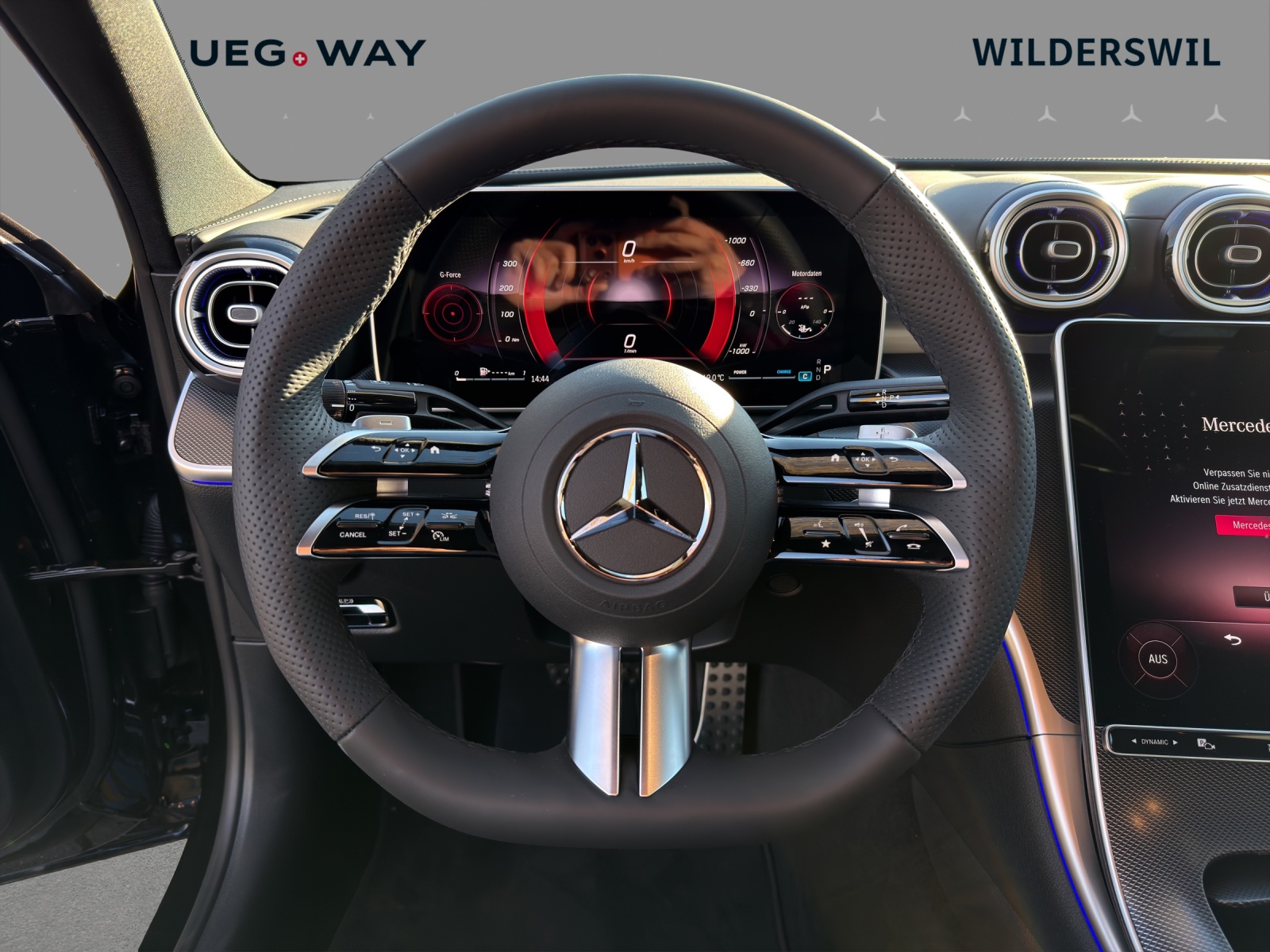 MERCEDES-BENZ C 200 4 Matic-image-9
