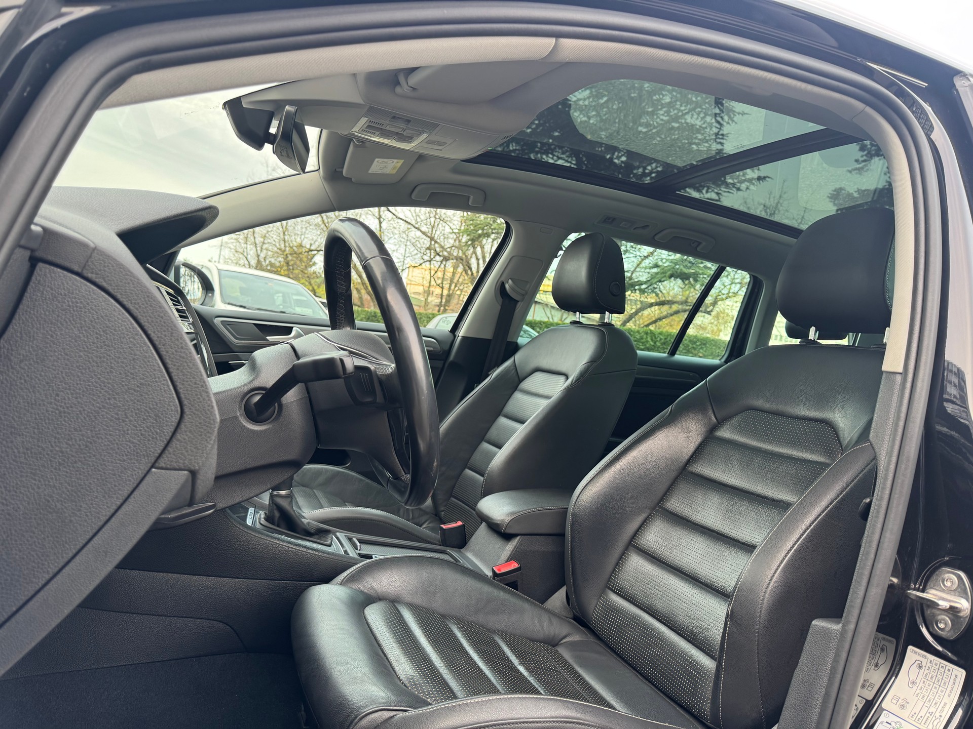 VW Golf 2.0 TDI Alltrack 4Motion DSG-image-15
