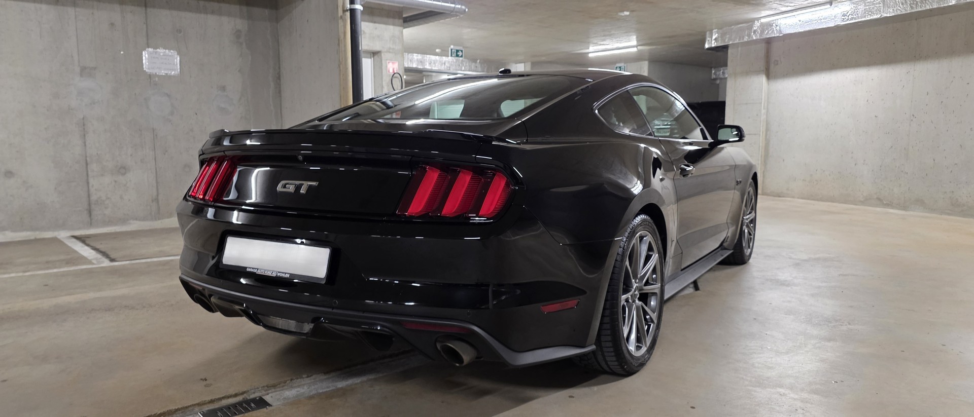 FORD Mustang Fastback 5.0 V8 GT Automat-image-2