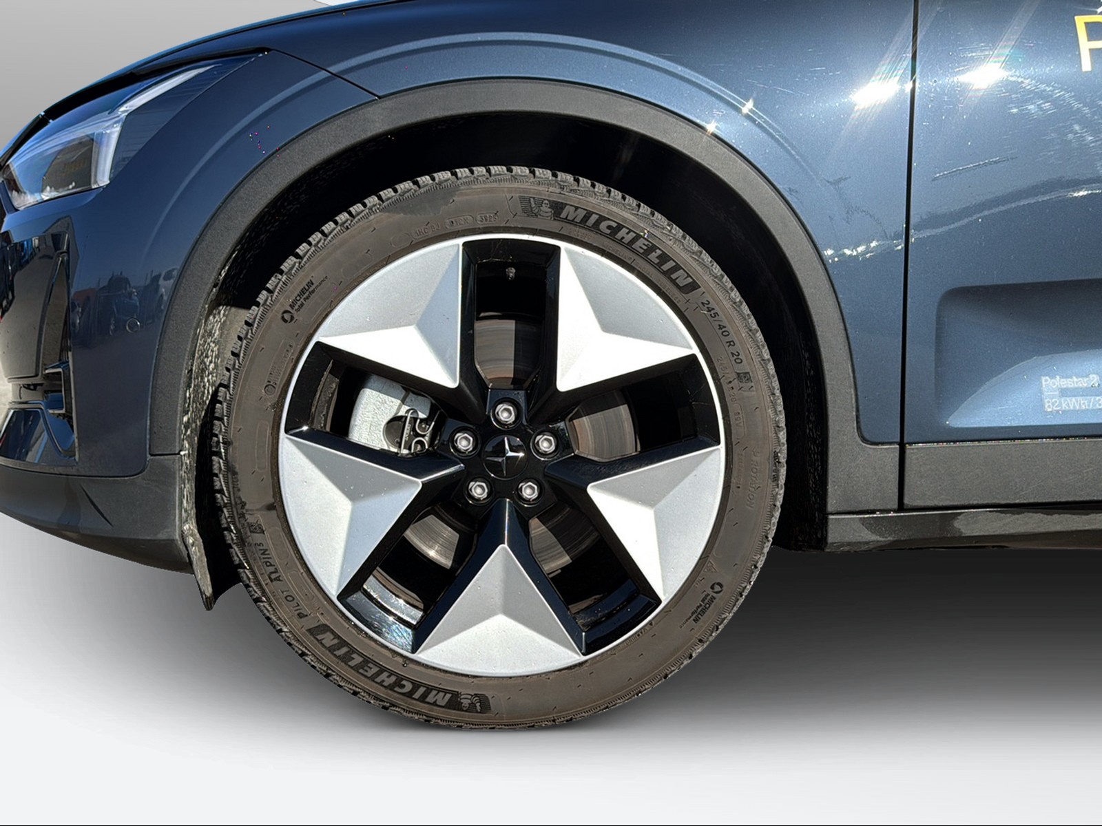 POLESTAR 2 Long Range Dual Motor-image-8