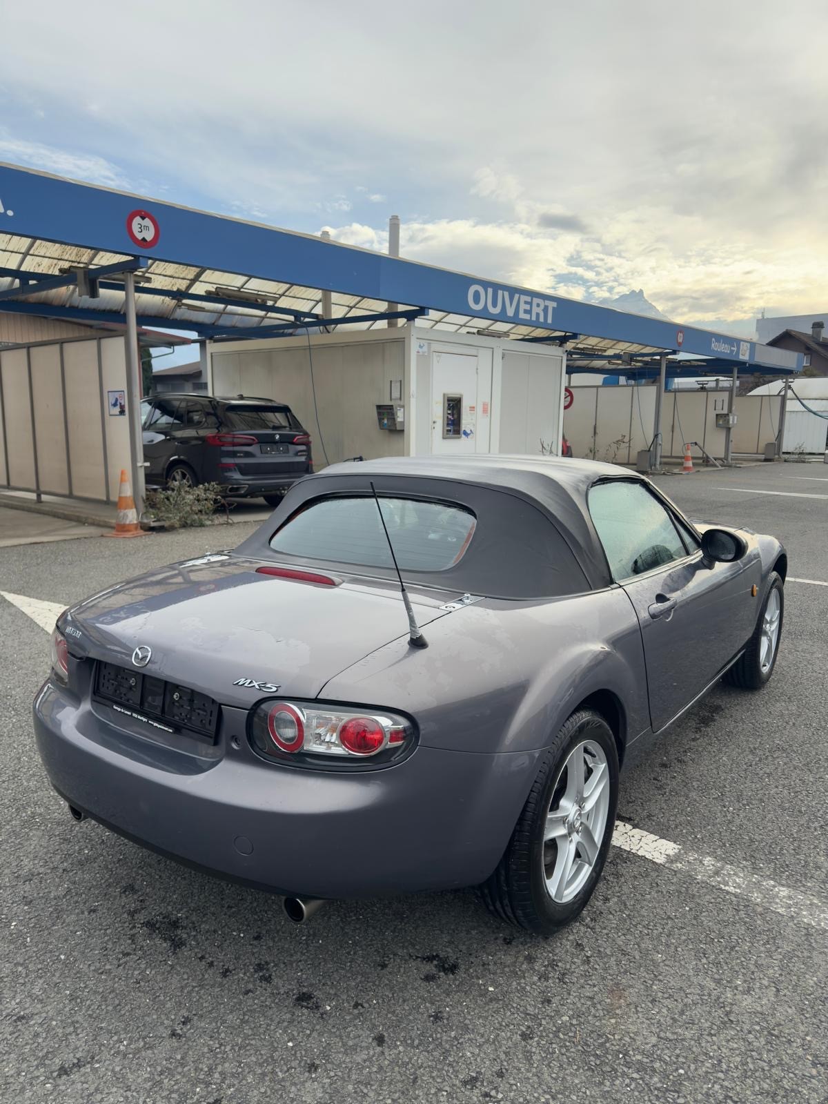MAZDA MX-5 1.8i 16V Confort-image-4
