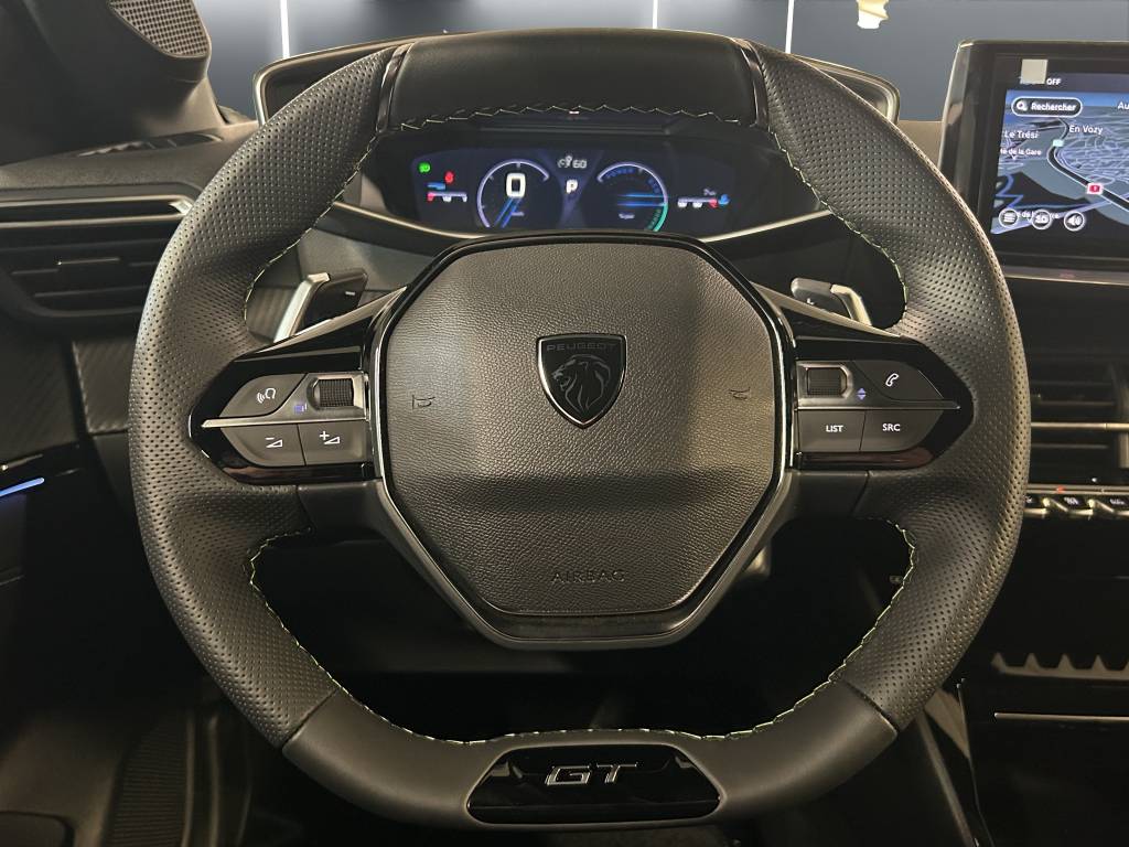 PEUGEOT 208 1.2 MHEV 145 GT-image-14