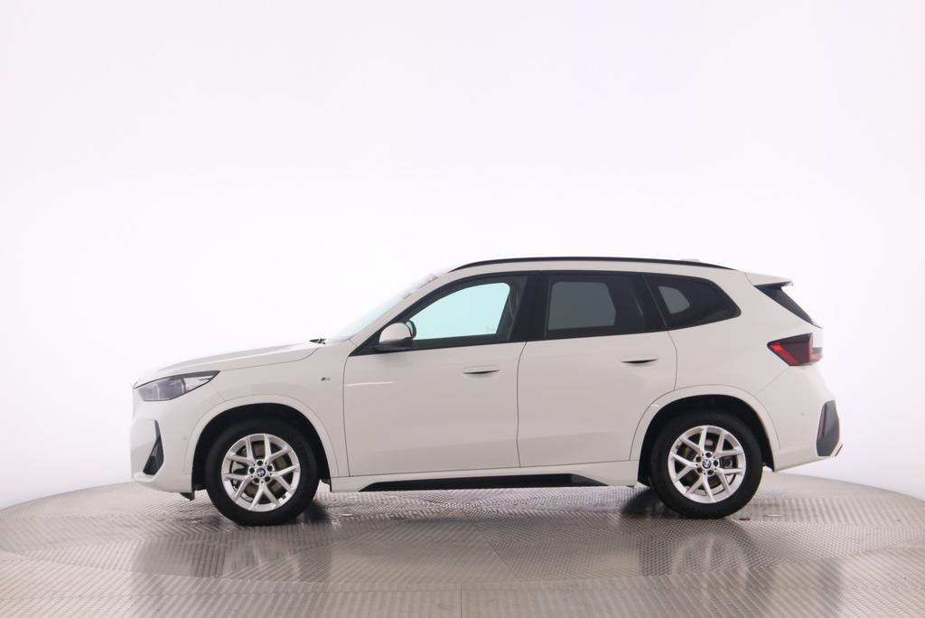 BMW X1 23i xDrive-image-3