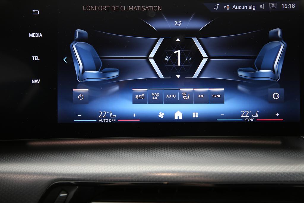 BMW X1 23i xDrive-image-7