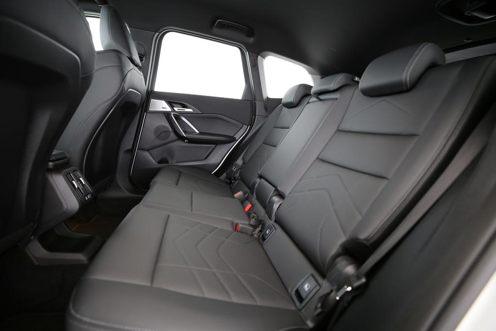 BMW X1 23i xDrive-image-13