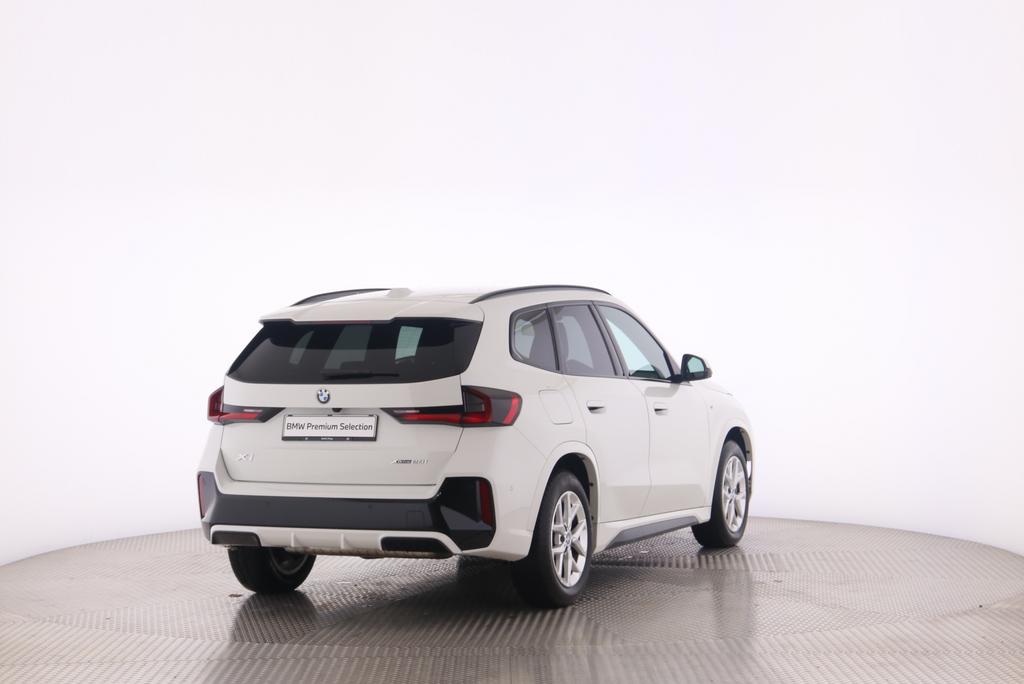 BMW X1 23i xDrive-image-1