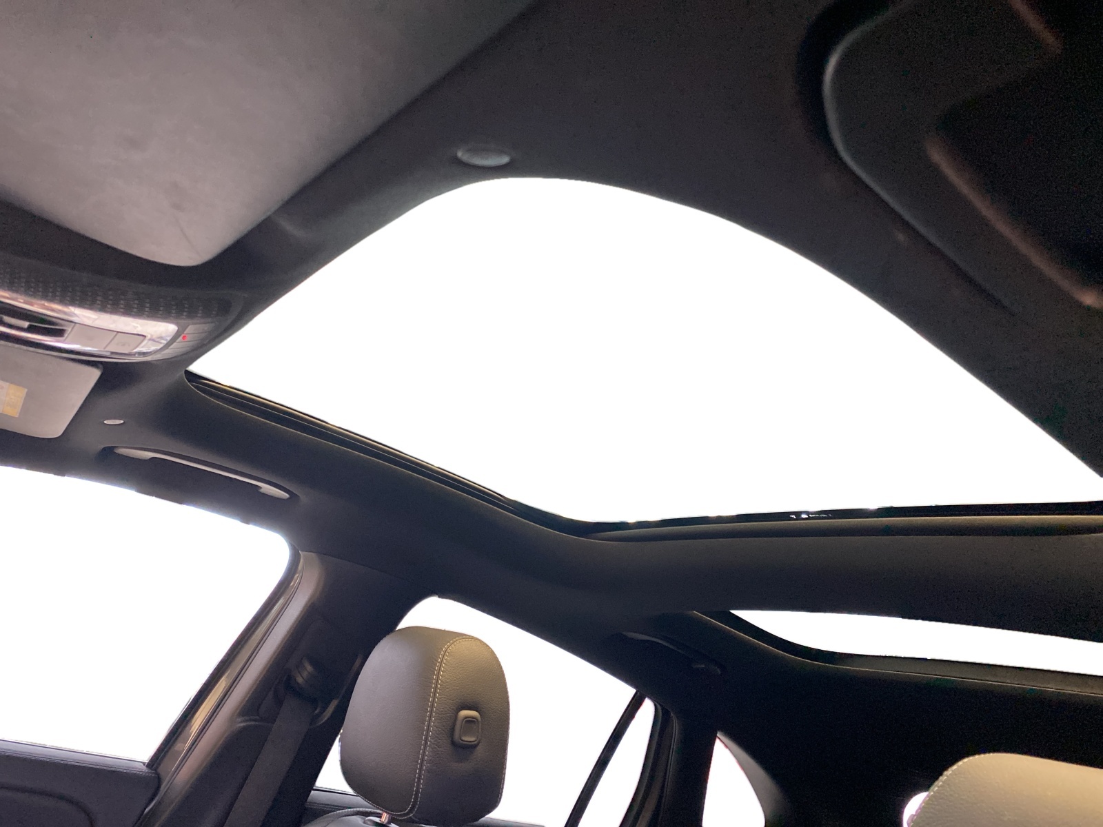 MERCEDES-BENZ GLA 35 AMG 4MATIC-image-11