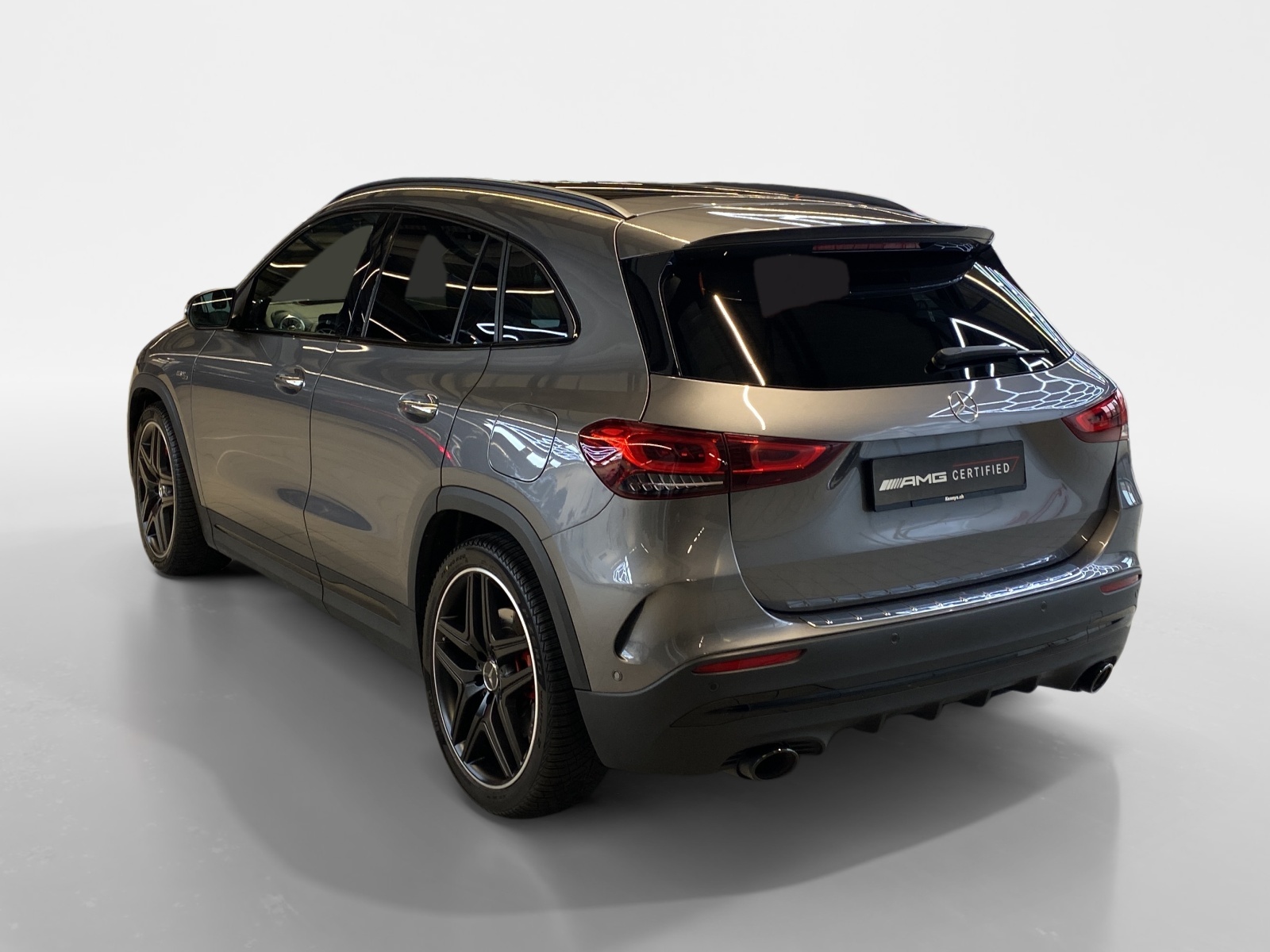 MERCEDES-BENZ GLA 35 AMG 4MATIC-showroom-element-3