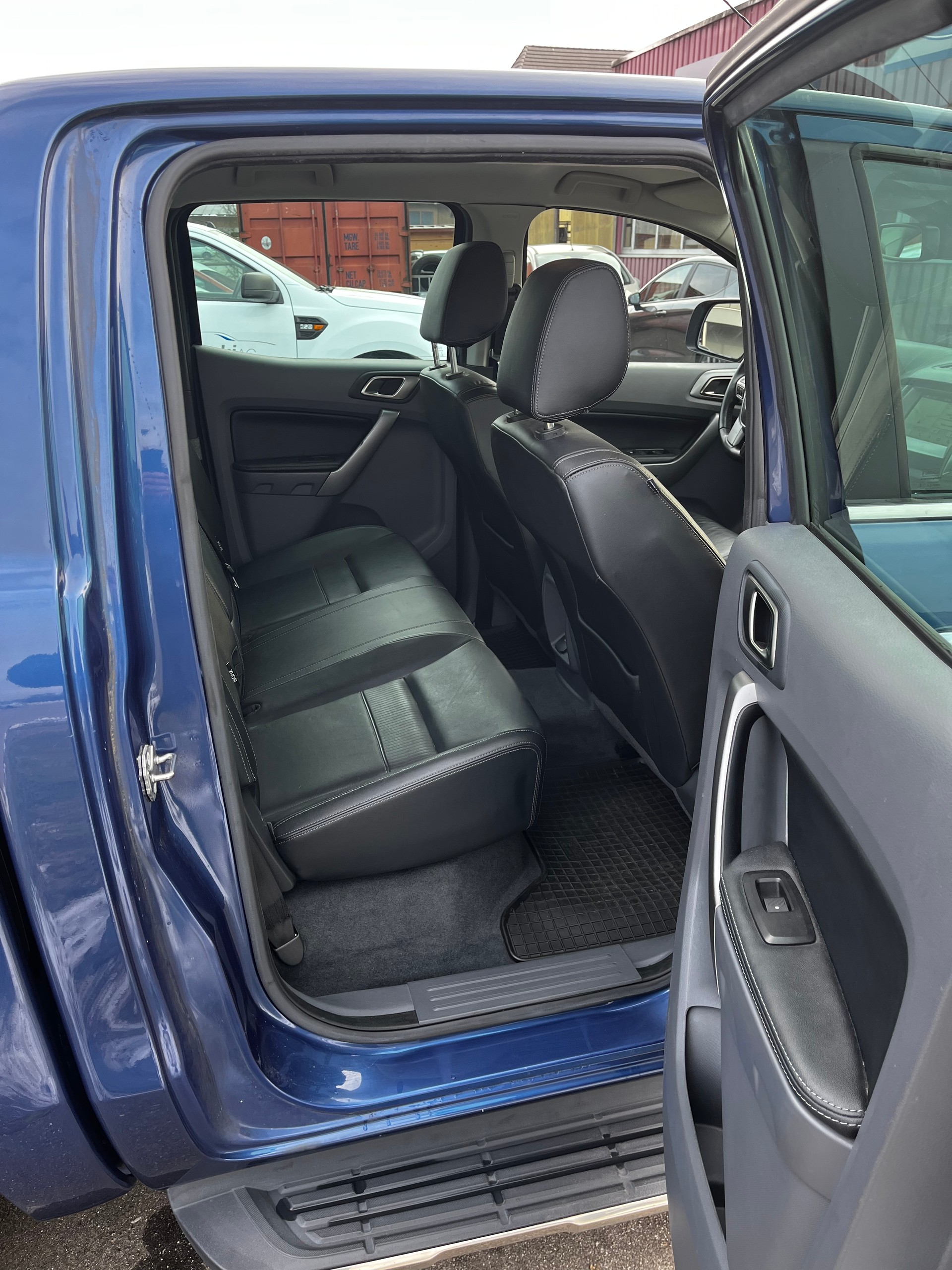 FORD Ranger LTD 3.2 TDCi 4x4-image-6