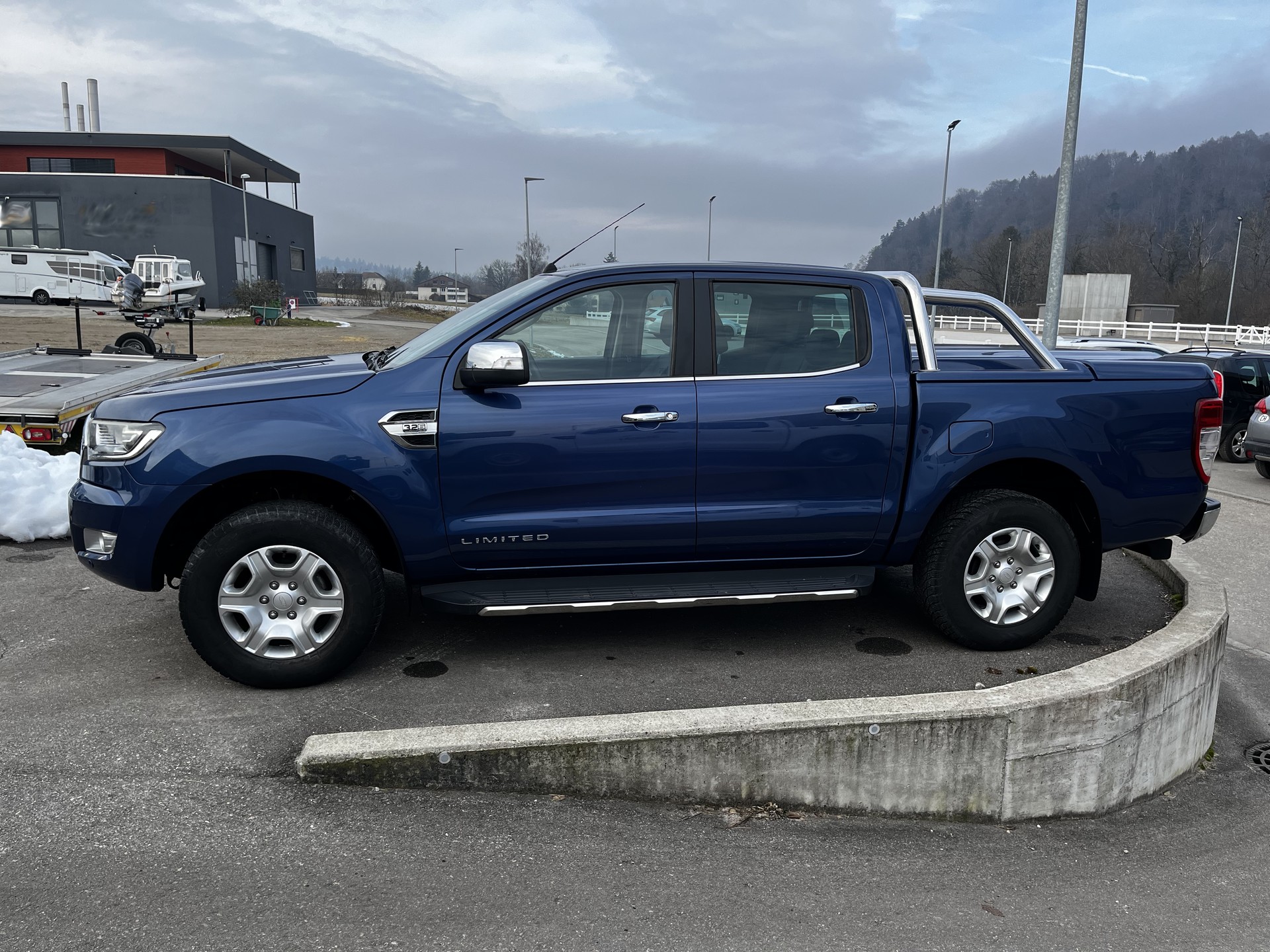 FORD Ranger LTD 3.2 TDCi 4x4-image-0