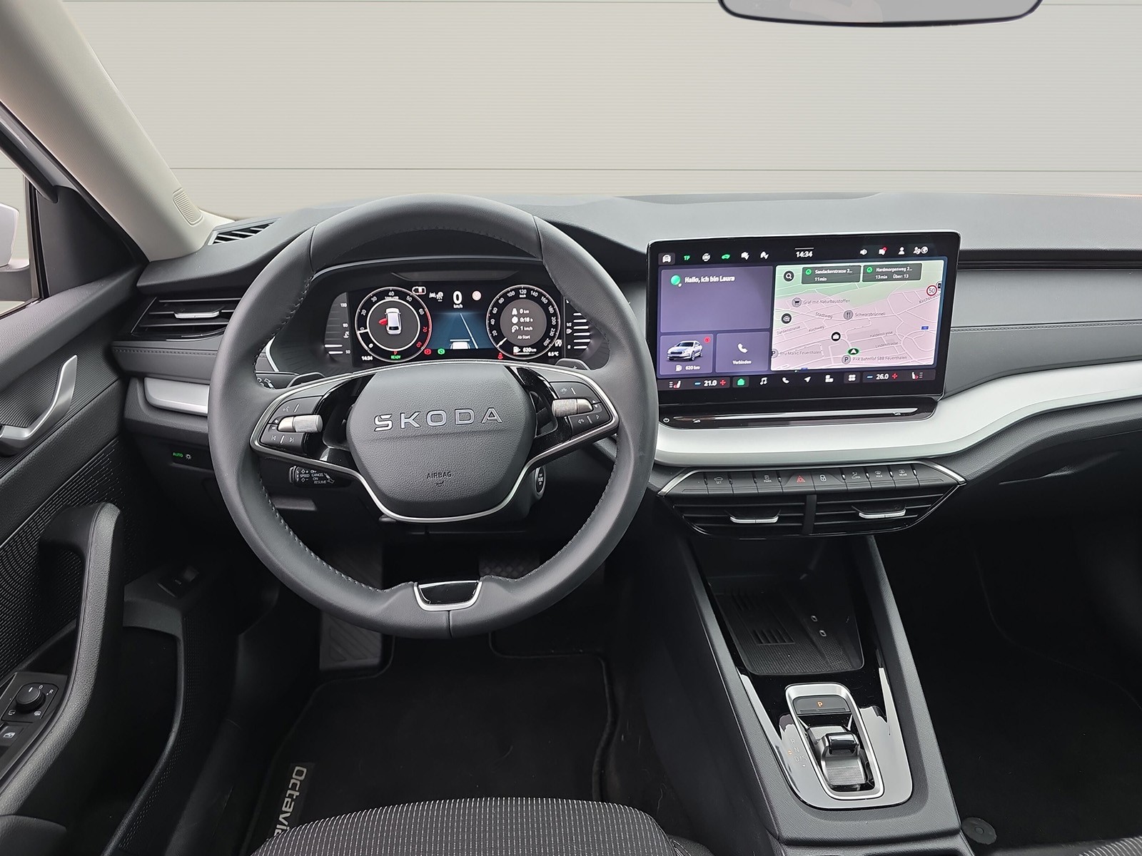 SKODA Octavia Combi 1.5 TSI Selection DSG-image-8