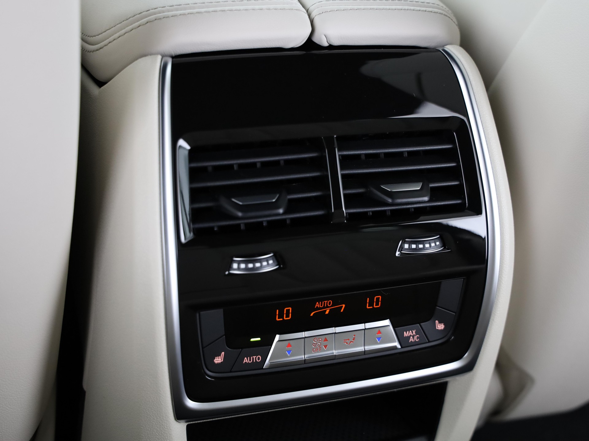 BMW X5 40d xDrive SAG-image-22