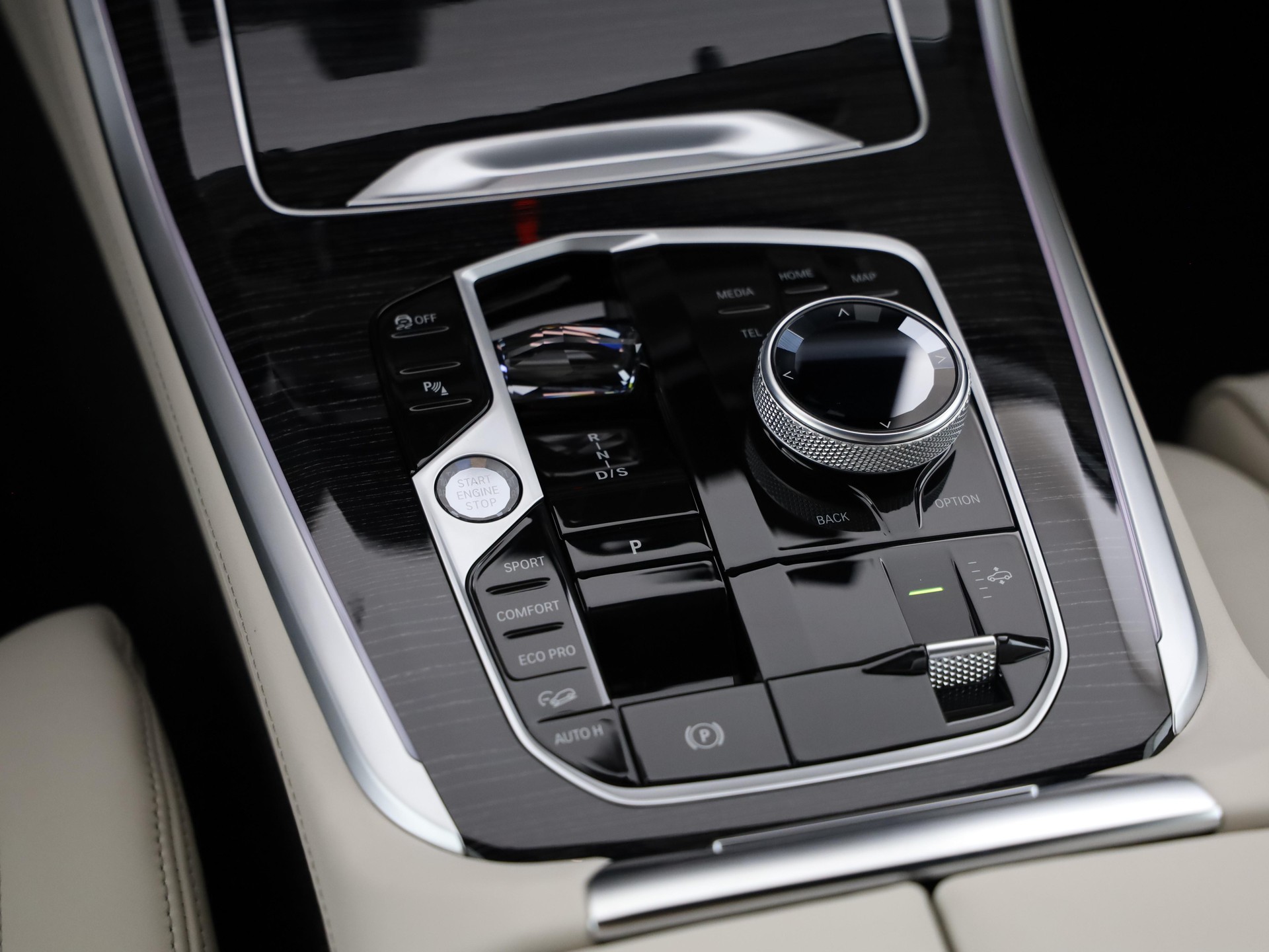 BMW X5 40d xDrive SAG-image-17