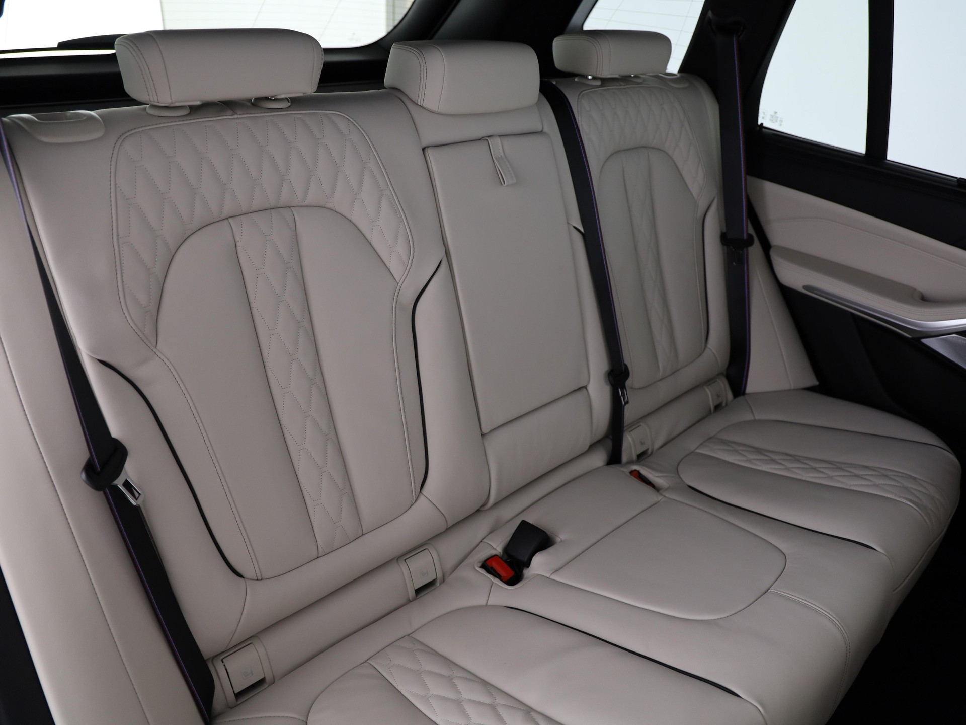 BMW X5 40d xDrive SAG-image-15