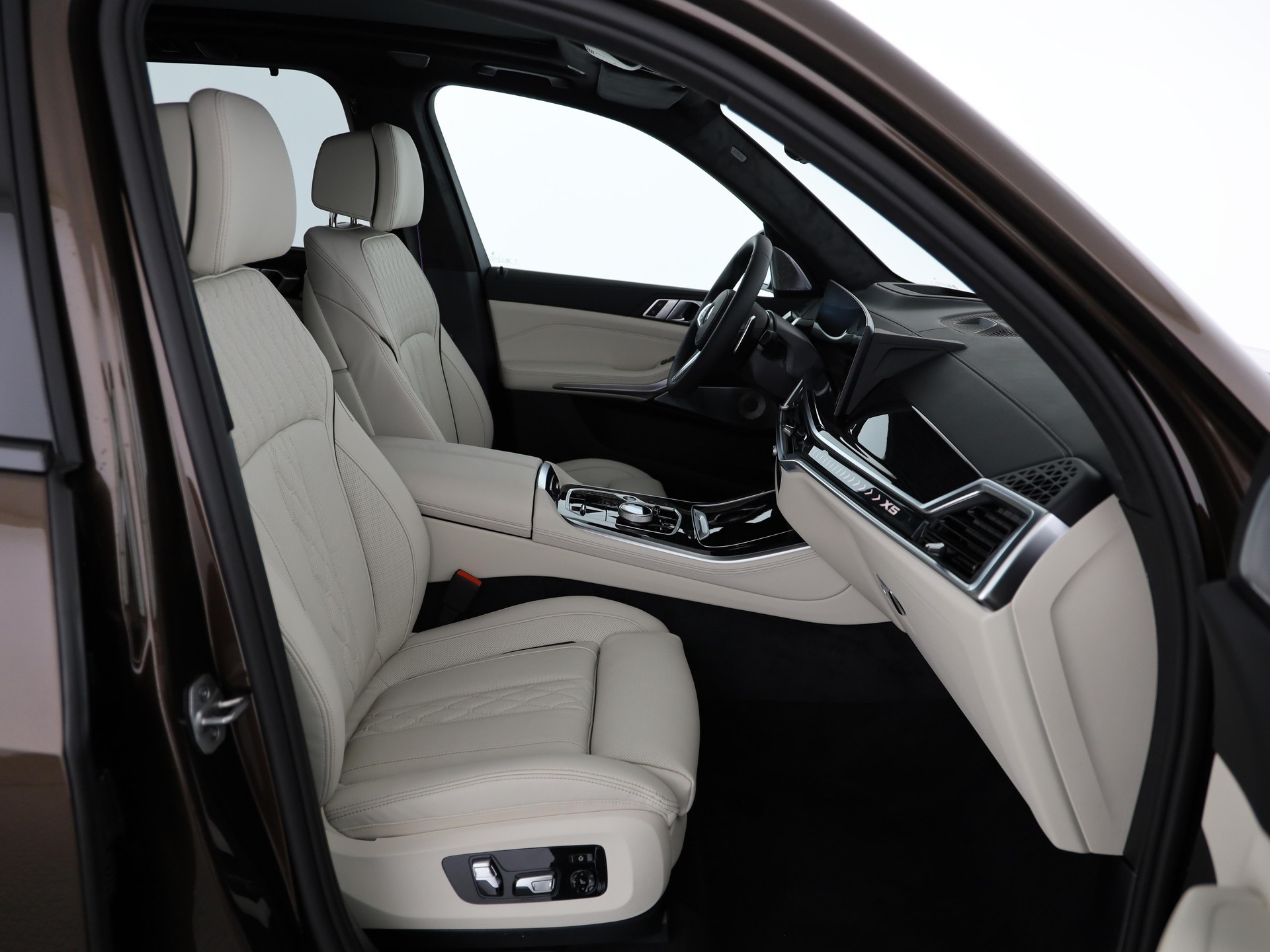 BMW X5 40d xDrive SAG-image-14