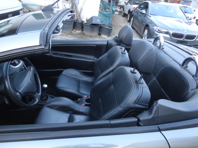 PEUGEOT 207 CC 1.6 16V Turbo Sport-image-7