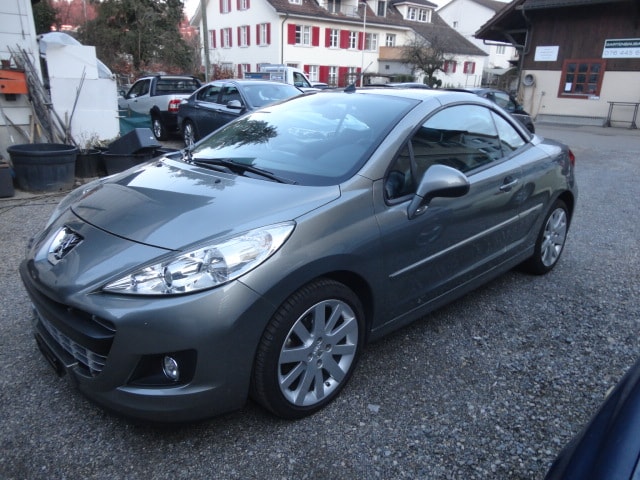 PEUGEOT 207 CC 1.6 16V Turbo Sport-image-9
