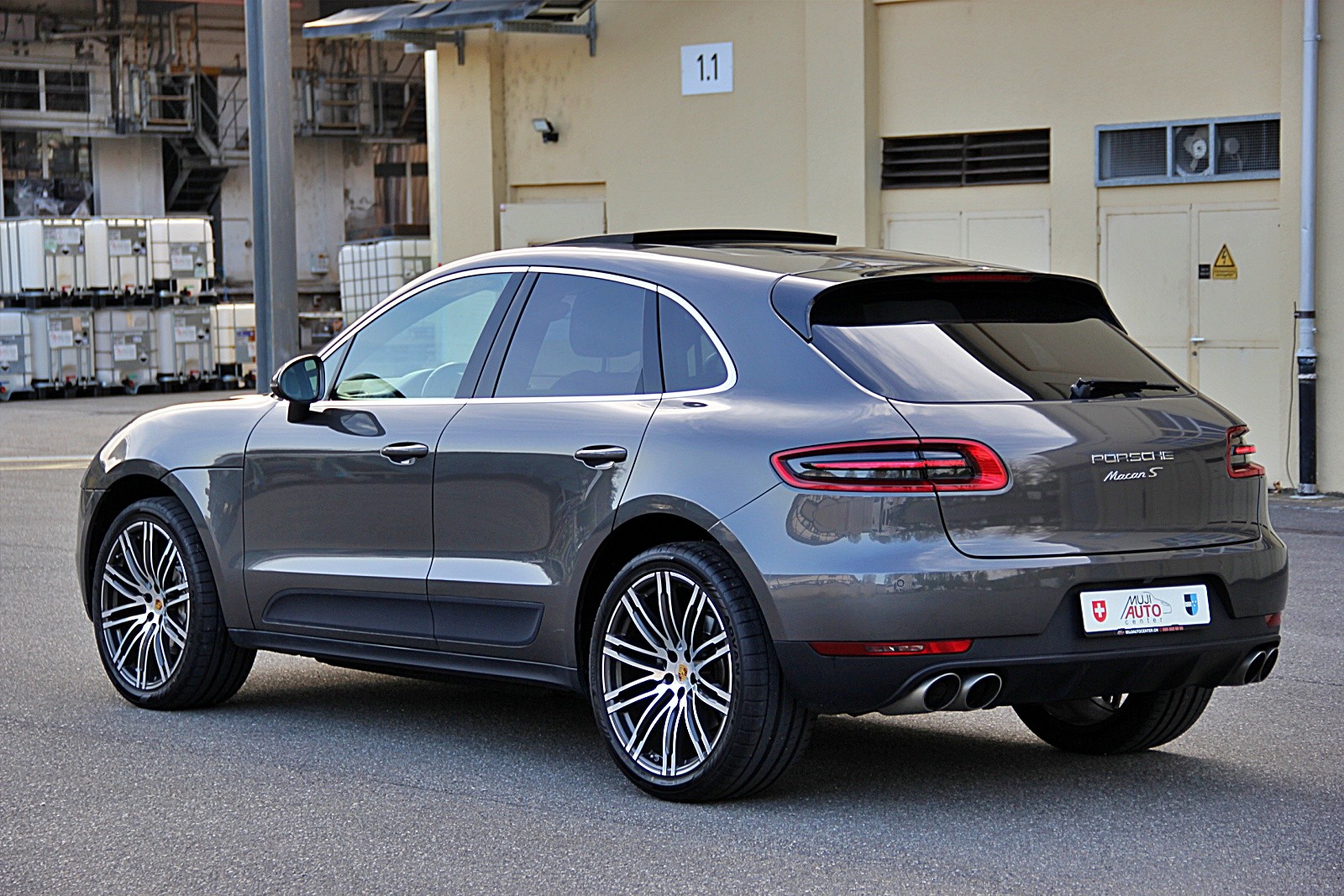 PORSCHE Macan S Diesel PDK-image-2