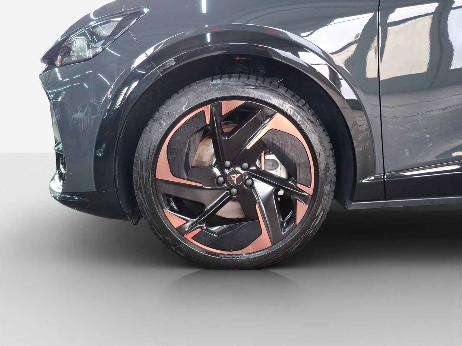 CUPRA Tavascan Type 9 77 kWh Adrenaline-image-15