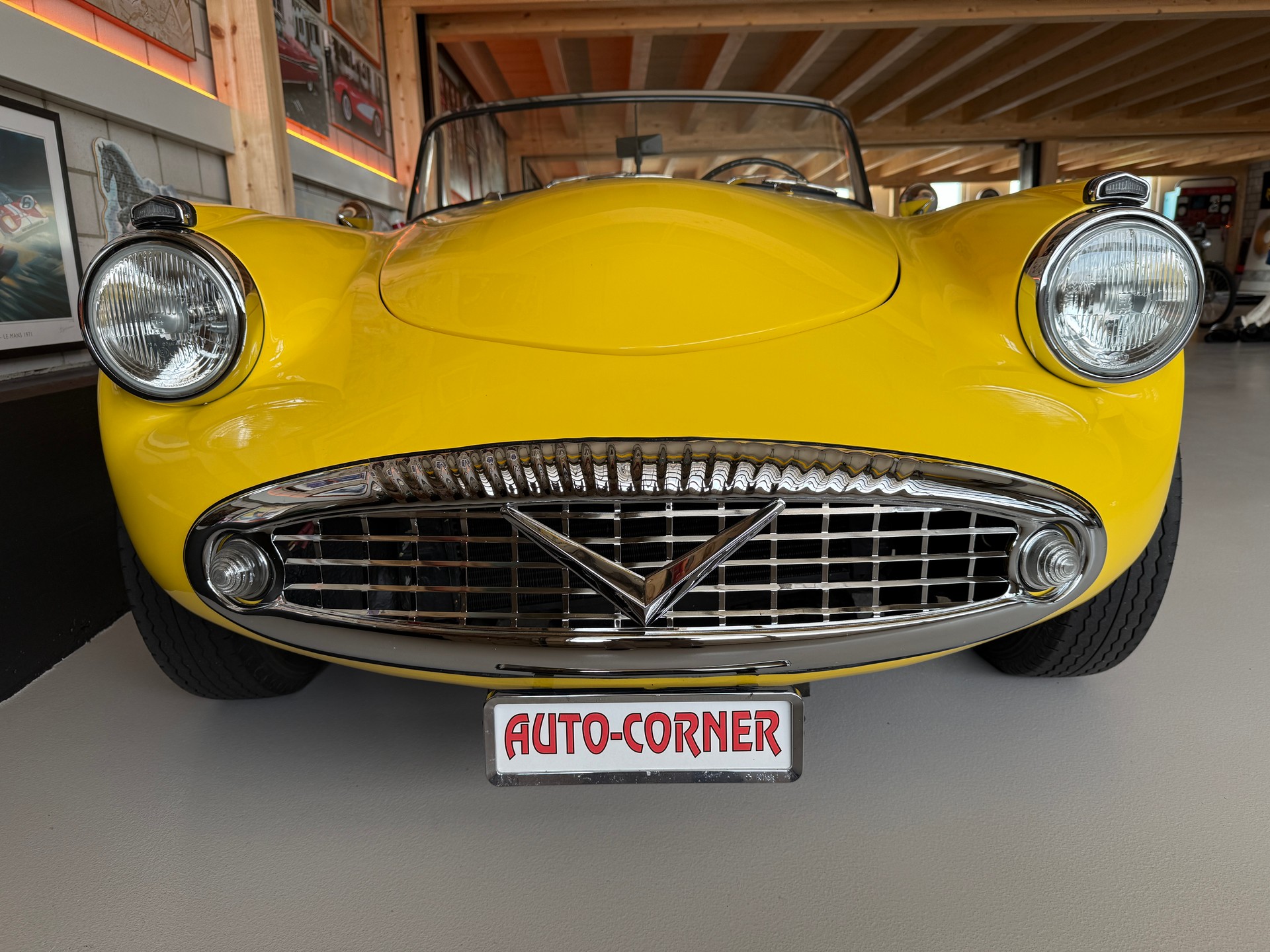 DAIMLER (GB) SP 250 2.5 V8 DART ROADSTER VETERAN-image-2