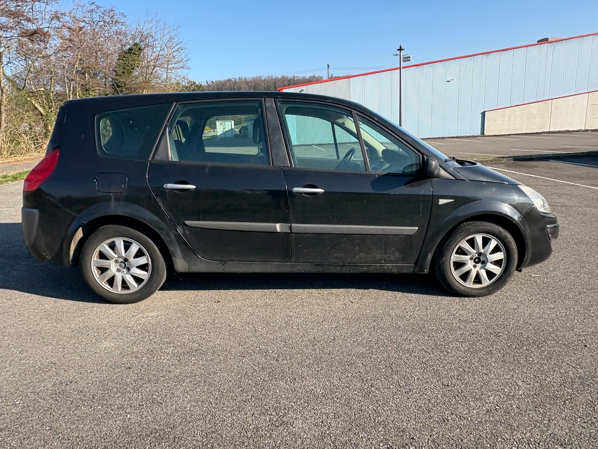 RENAULT Grand Scénic 1.9 dCi Fairway-image-4