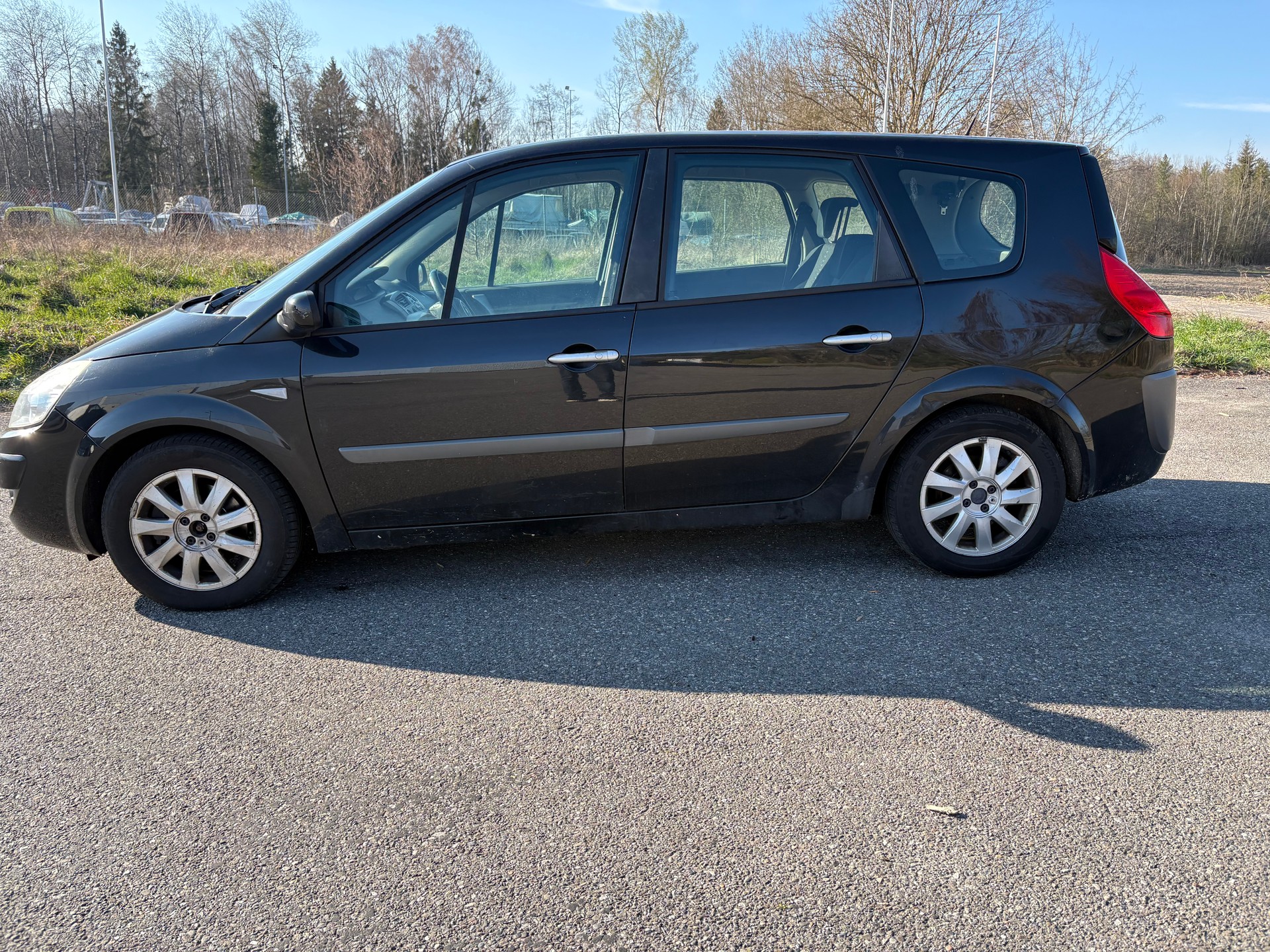 RENAULT Grand Scénic 1.9 dCi Fairway-image-5