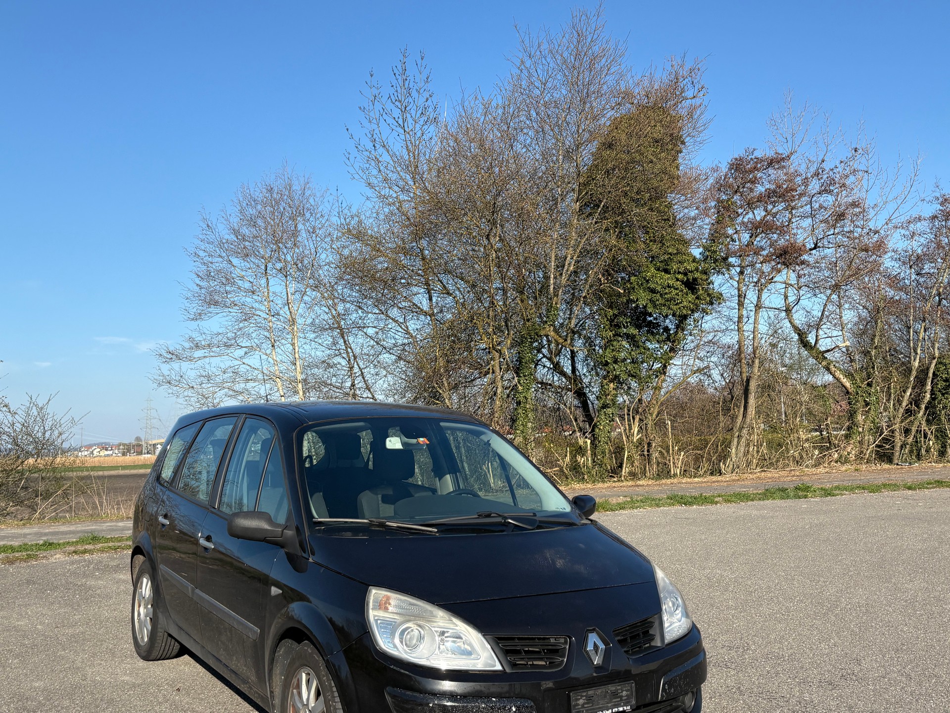 RENAULT Grand Scénic 1.9 dCi Fairway-image-1