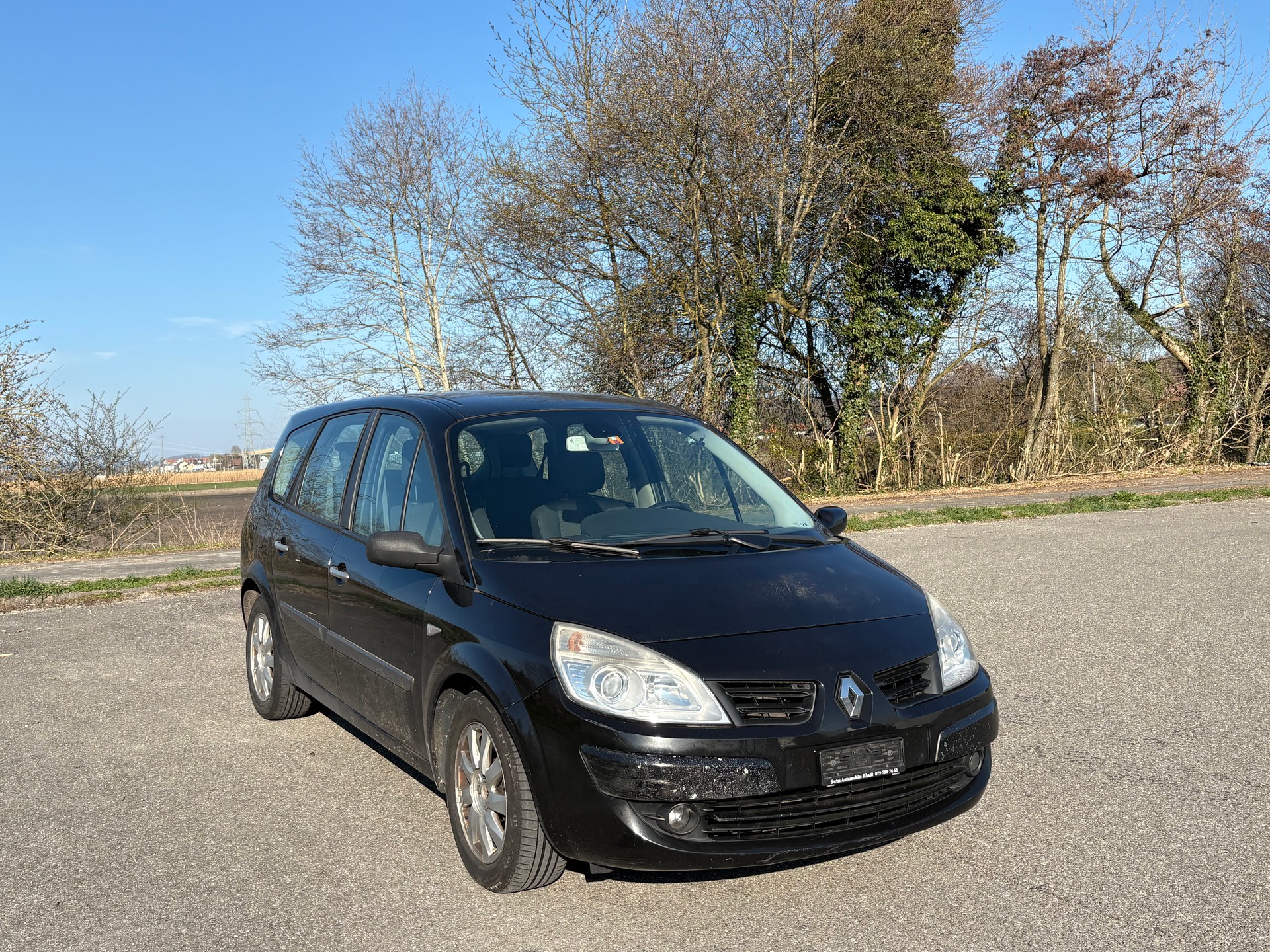 RENAULT Grand Scénic 1.9 dCi Fairway-image-2