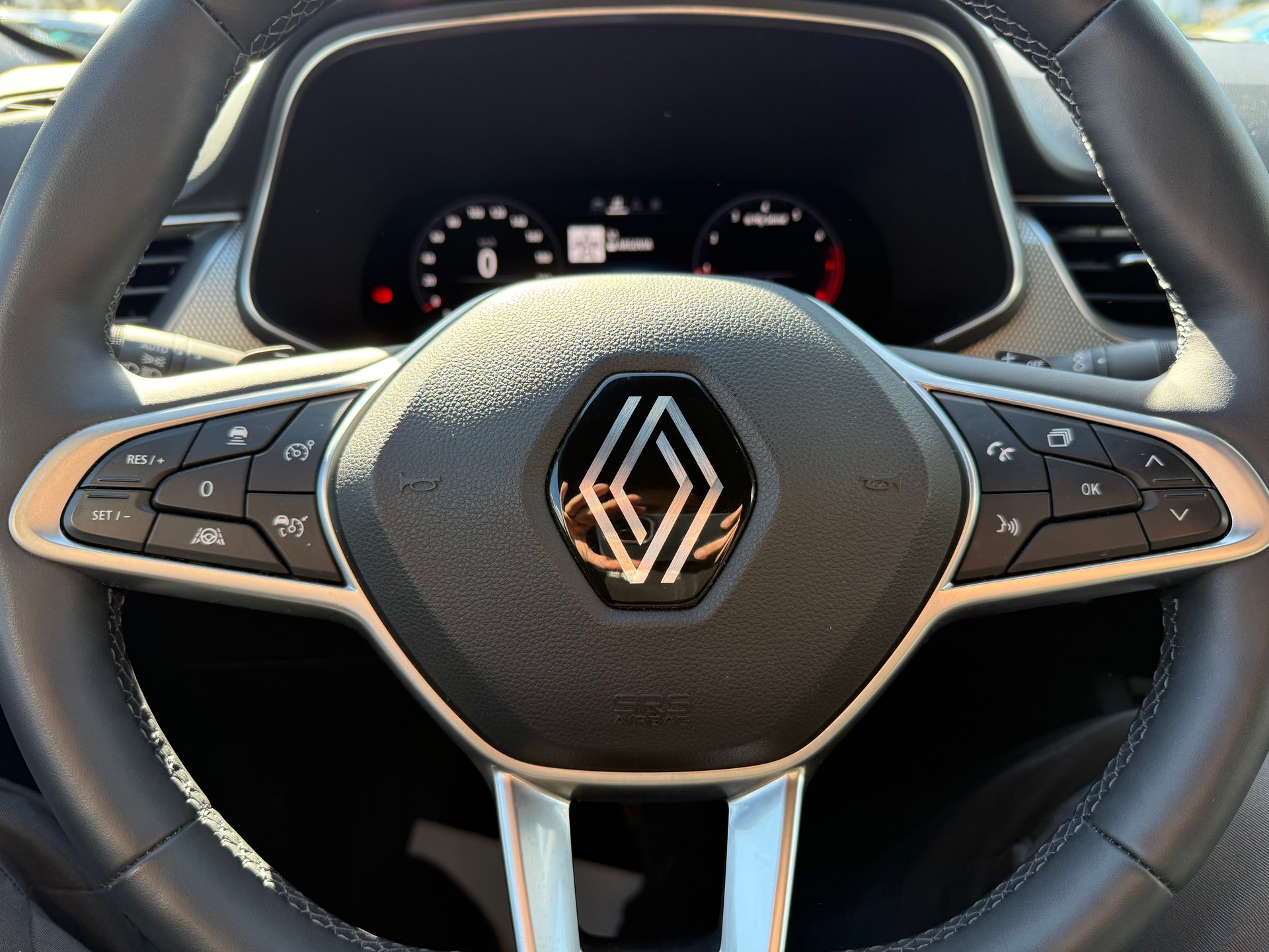 RENAULT Arkana 1.3 TCe Techno EDC-image-13