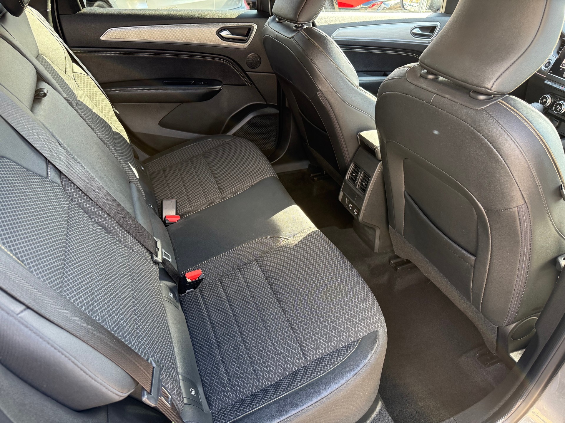 RENAULT Arkana 1.3 TCe Techno EDC-image-10