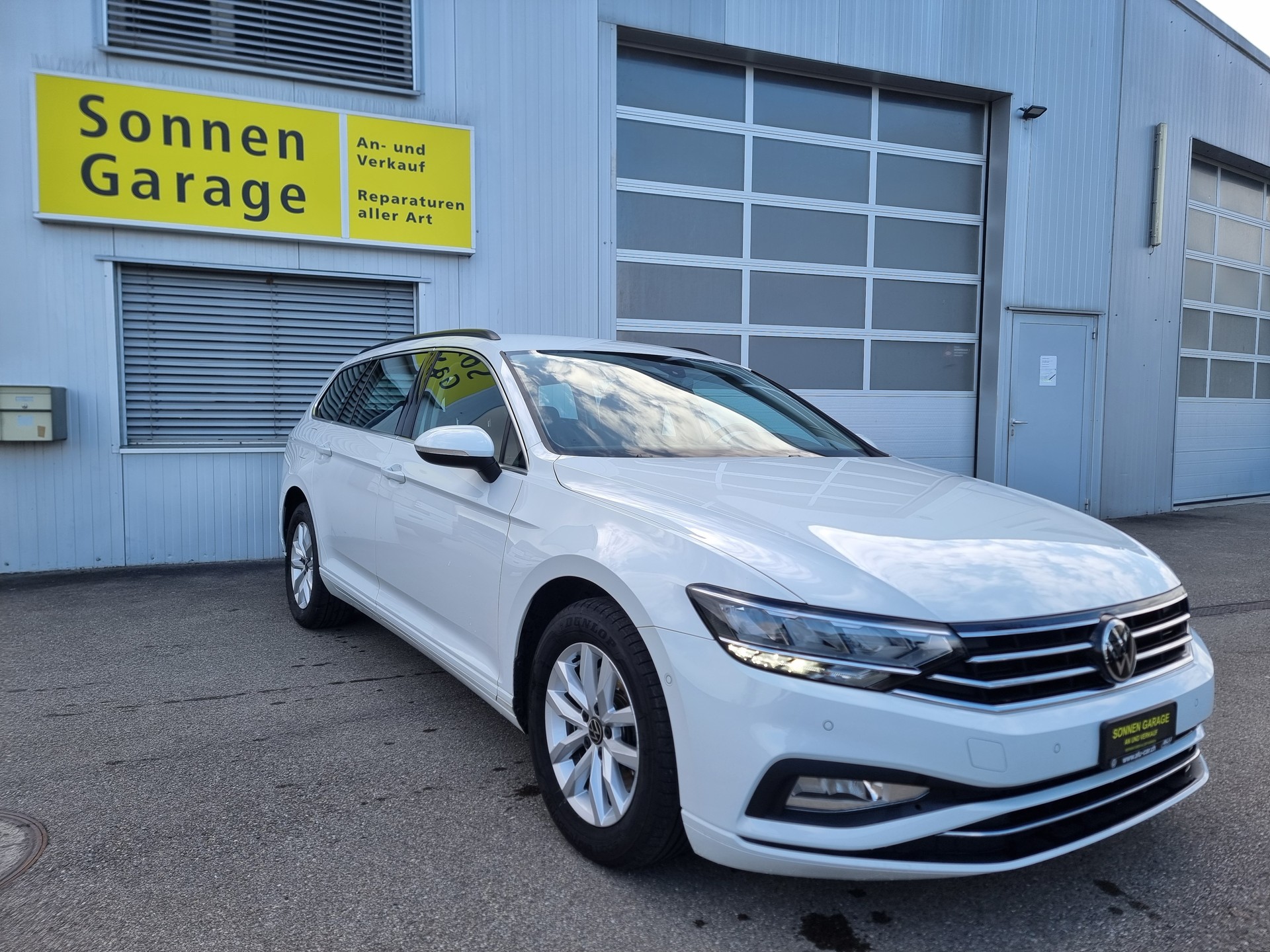 VW Passat 2.0 TDI BMT Business DSG-image-2