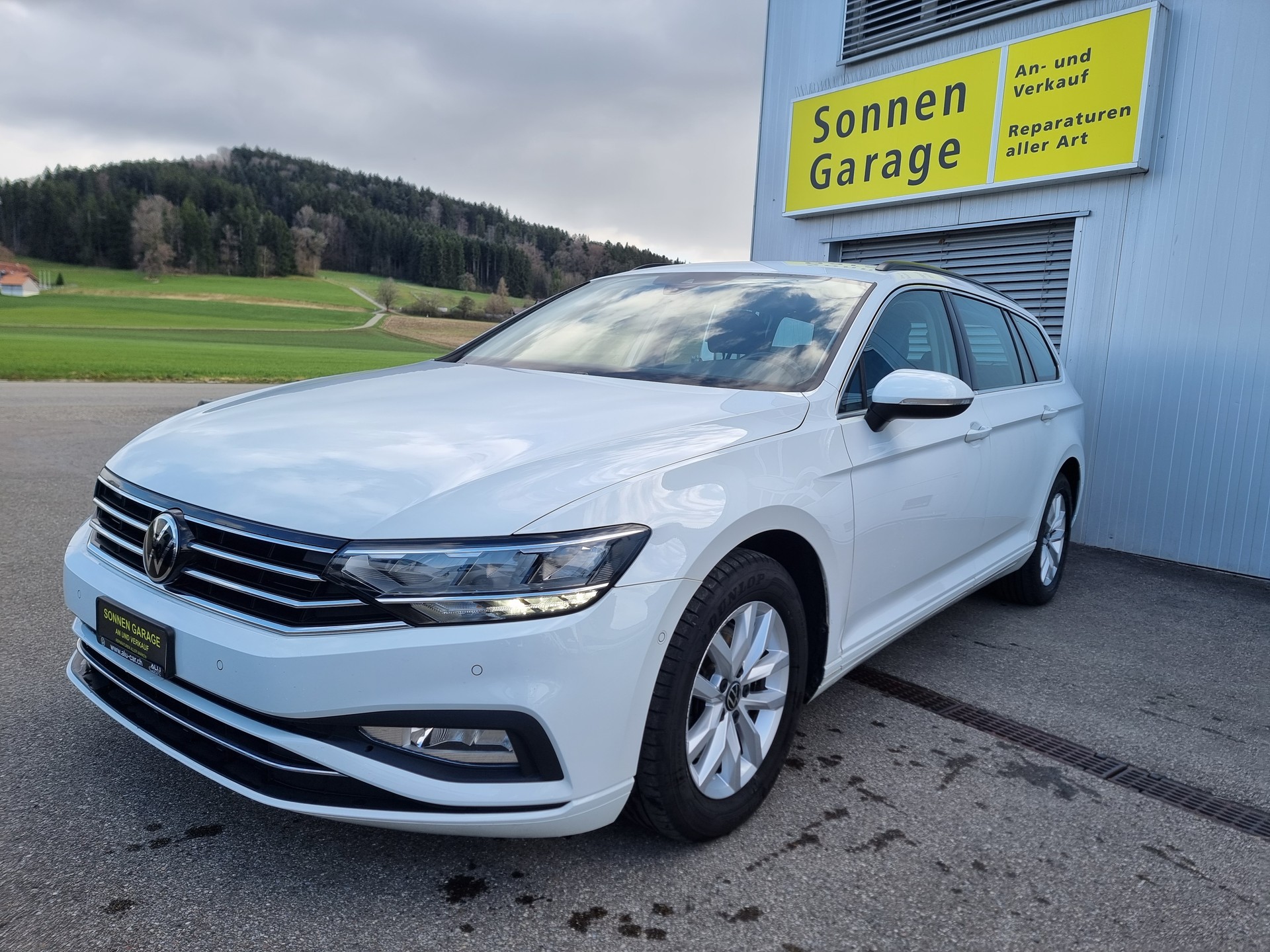 VW Passat 2.0 TDI BMT Business DSG-image-0