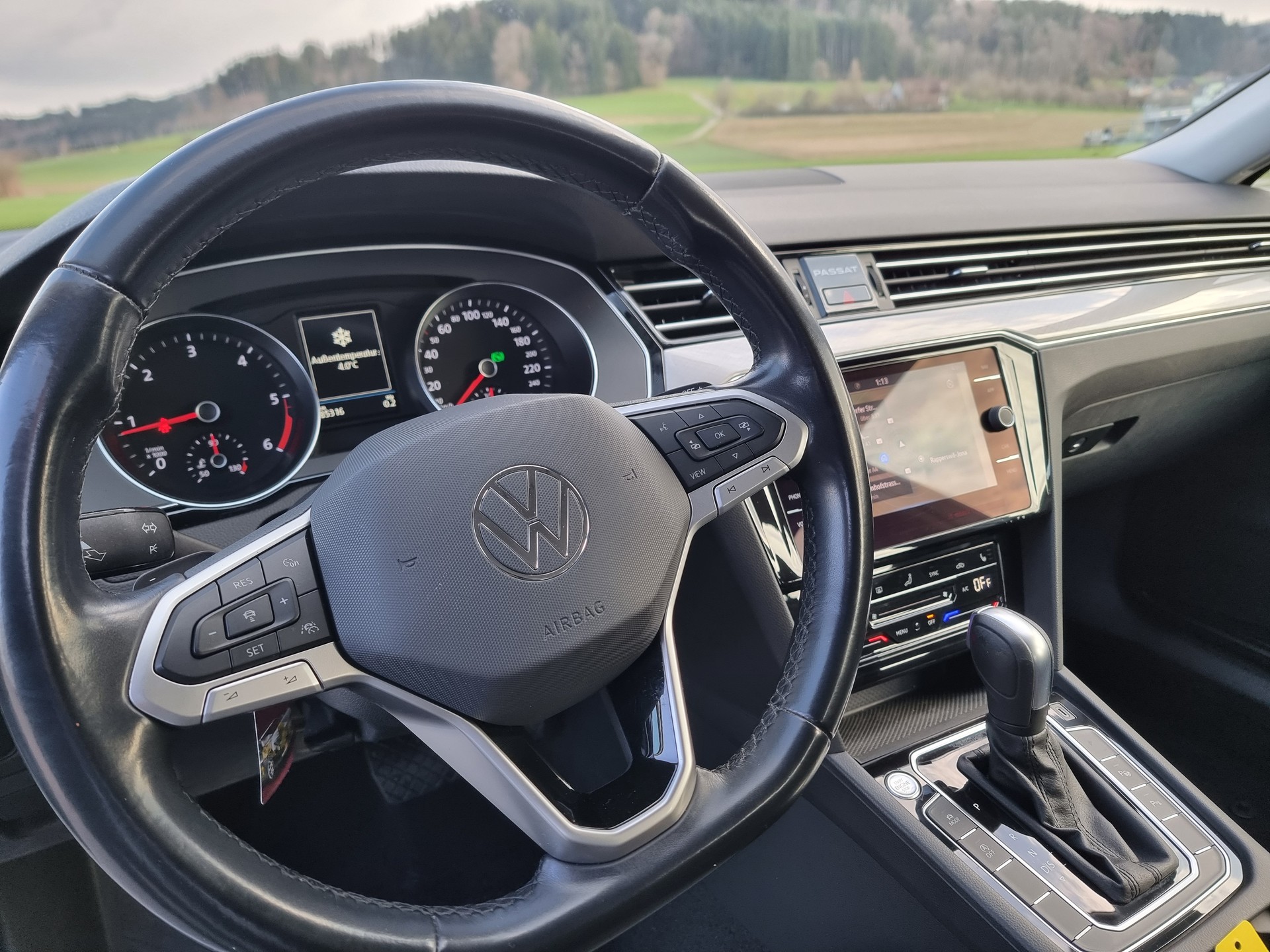VW Passat 2.0 TDI BMT Business DSG-image-6