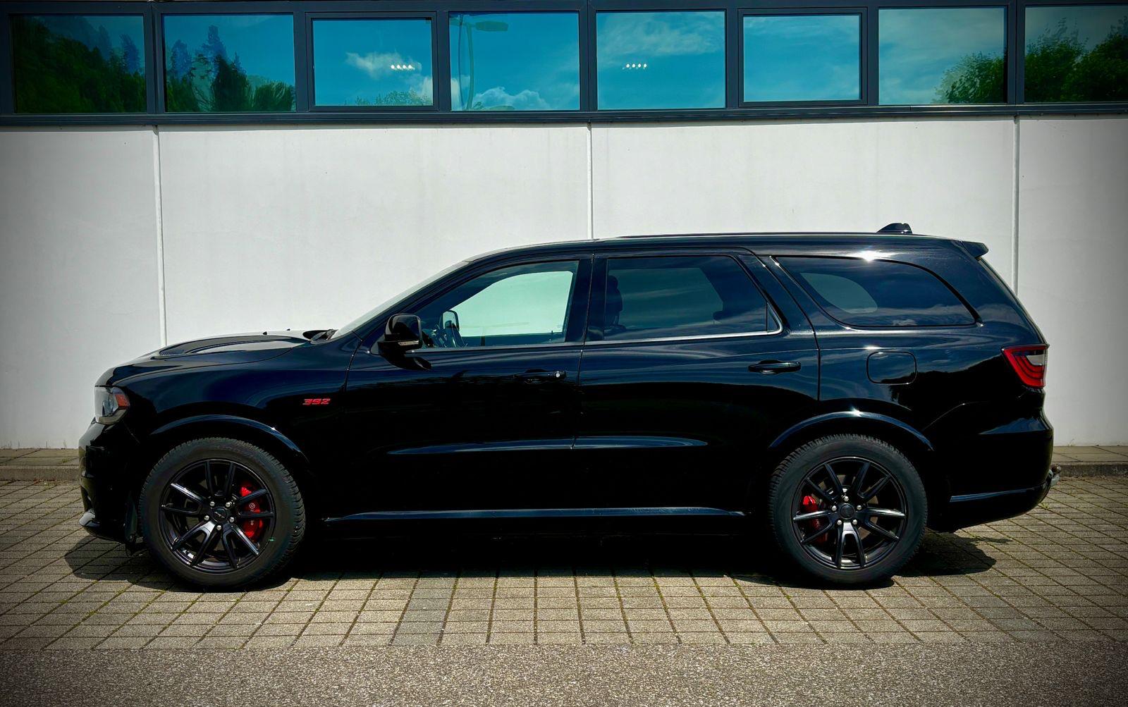 DODGE 6.4 L SRT HEMI V8 AWD-image-2