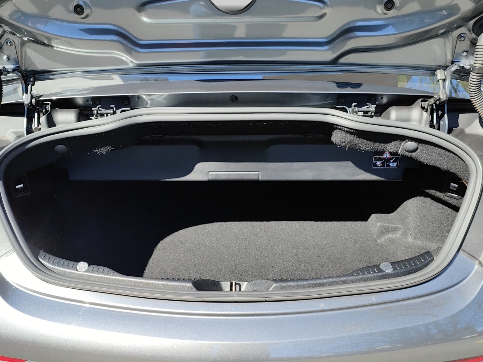 MERCEDES-BENZ C 200 AMG Line Cabriolet 4Matic 9G-Tronic-image-14