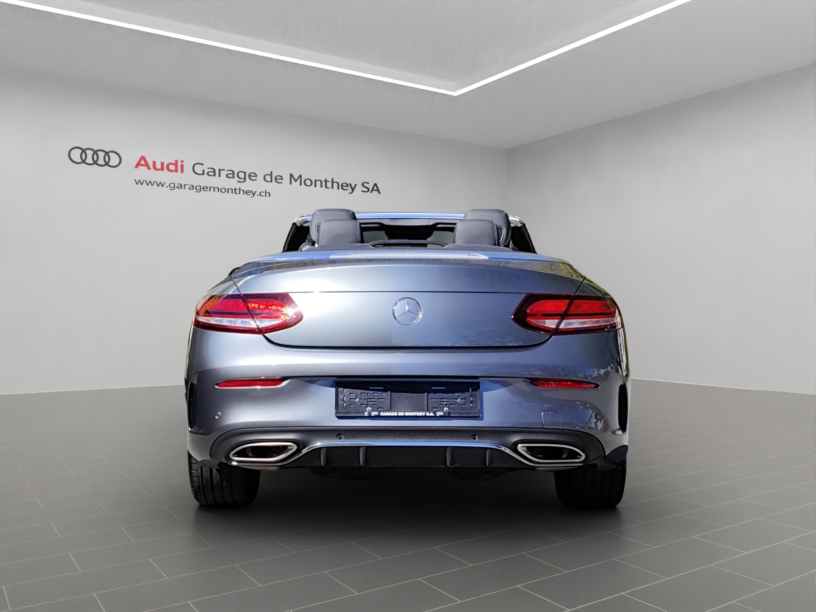 MERCEDES-BENZ C 200 AMG Line Cabriolet 4Matic 9G-Tronic-image-3