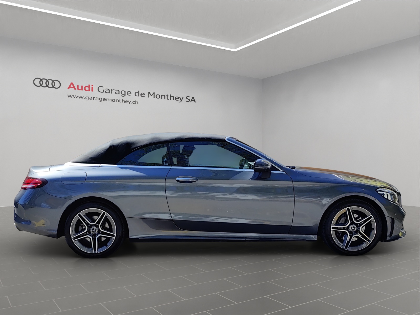 MERCEDES-BENZ C 200 AMG Line Cabriolet 4Matic 9G-Tronic-image-5